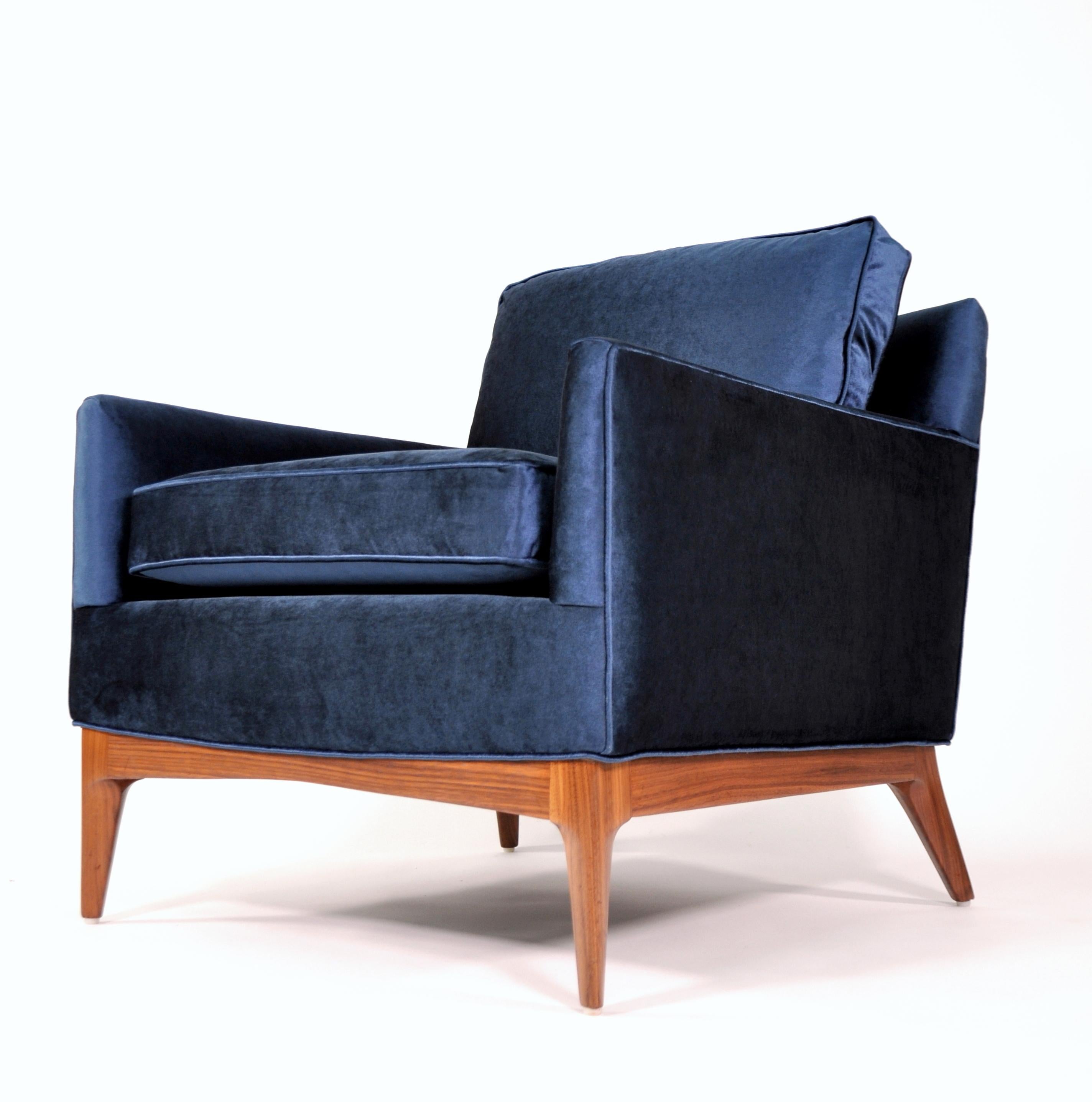 Mid-Century McCobb Style Blue Velvet and Walnut Lounge Chair, 1960s 9