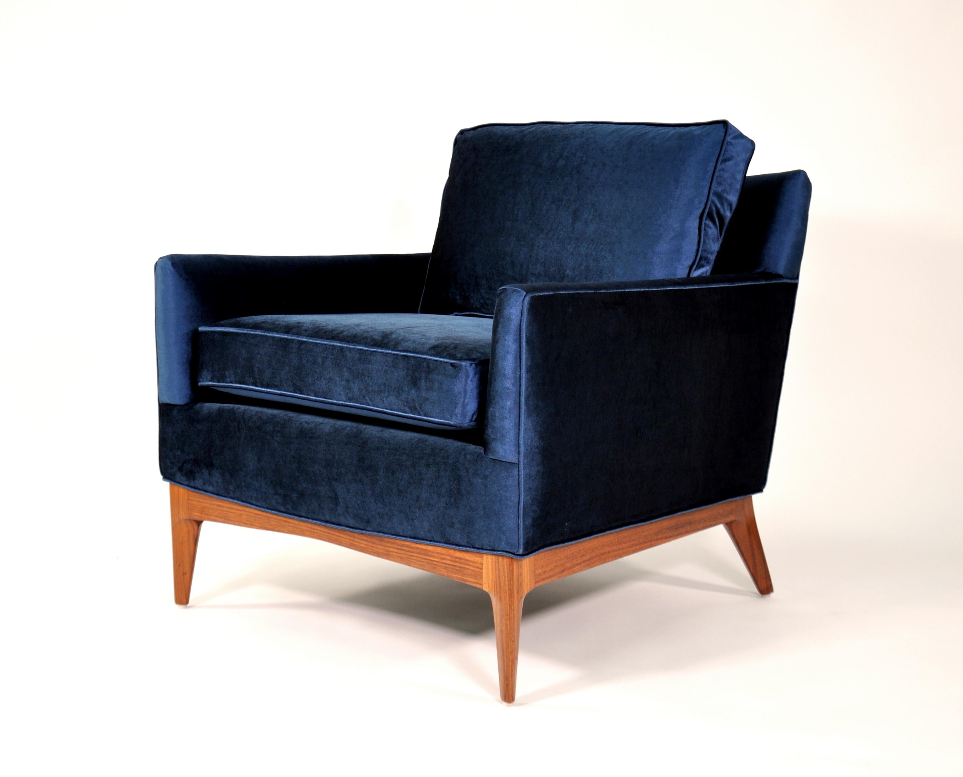 Mid-20th Century Mid-Century McCobb Style Blue Velvet and Walnut Lounge Chair, 1960s