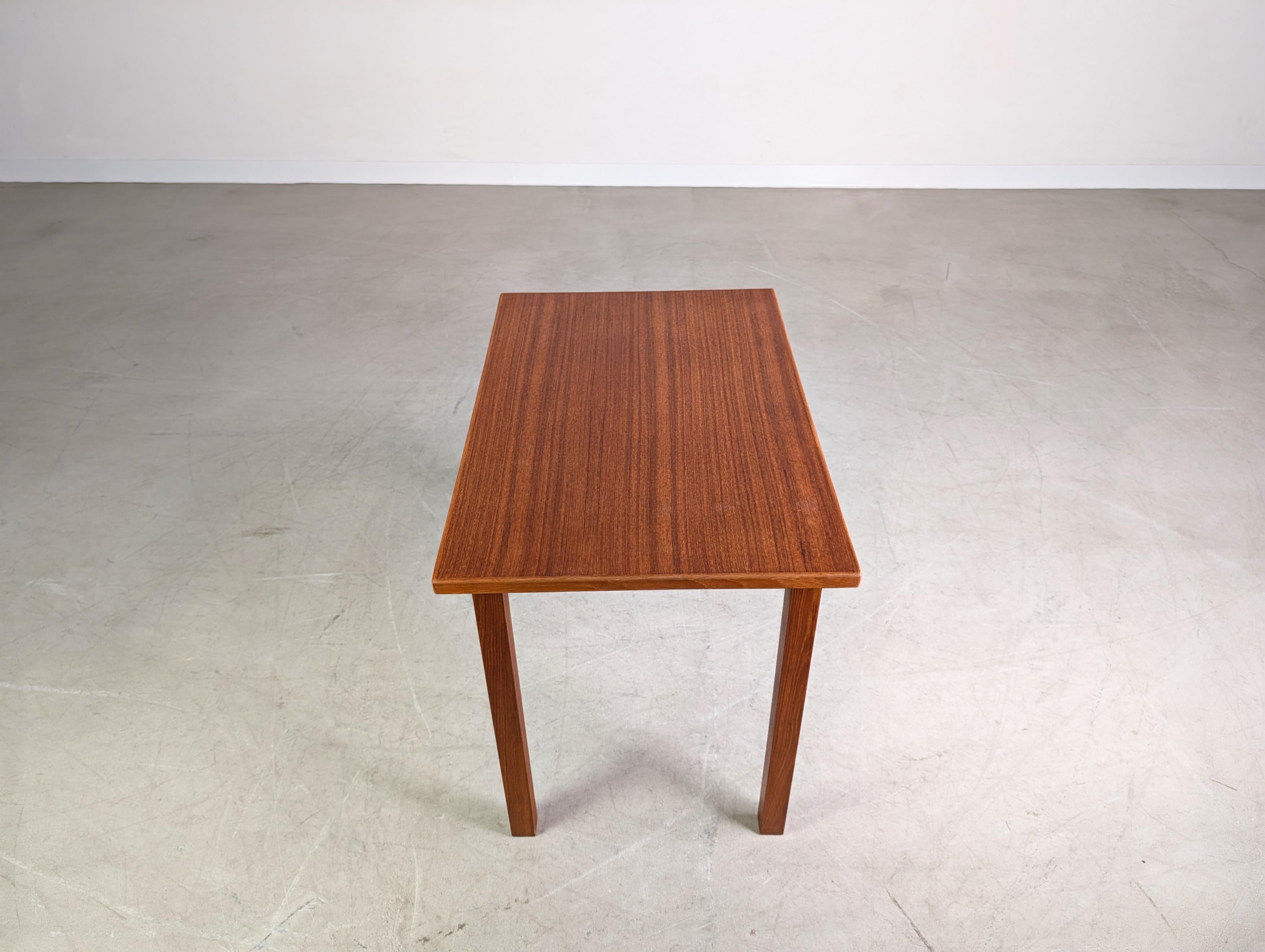 Metà XX secolo Midcentury Esstisch Beistelltisch Couchtisch teak Vintage 1960 in vendita
