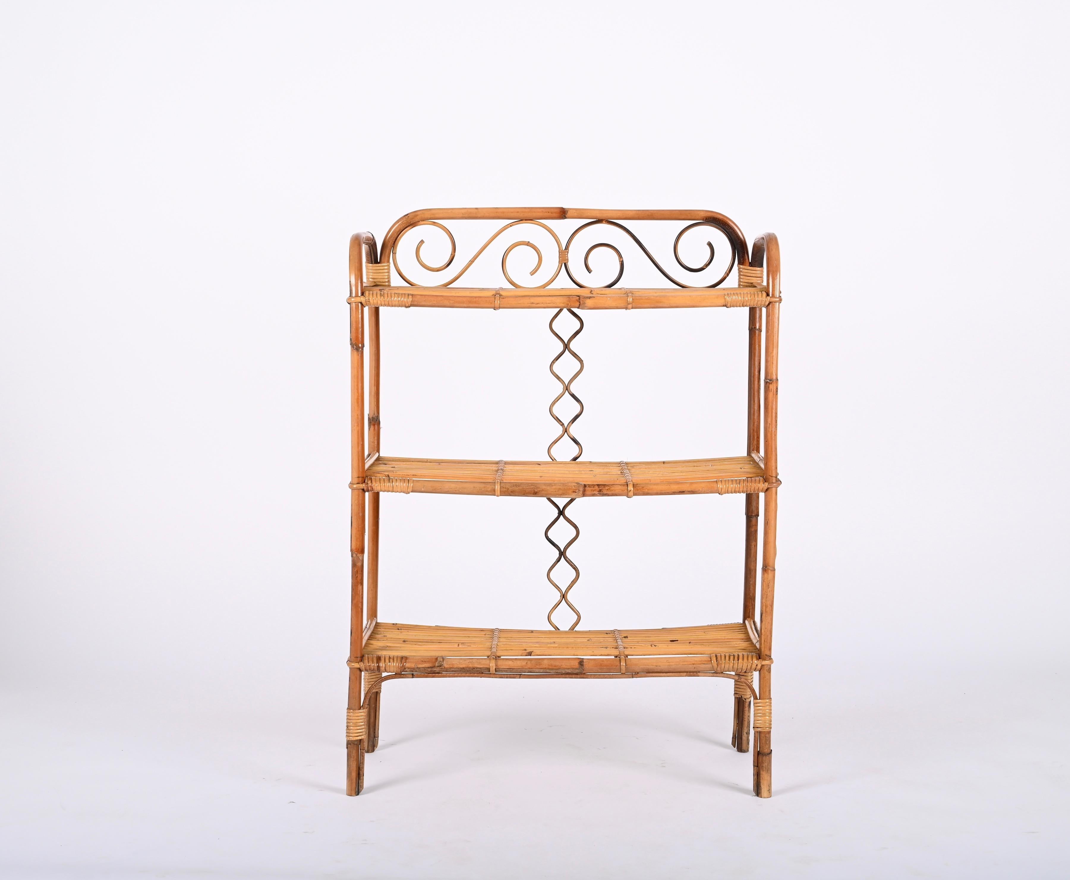 Midcentury Étagère Bamboo and Rattan, Italian Bookcase with Three Shelves, 1970s For Sale 2