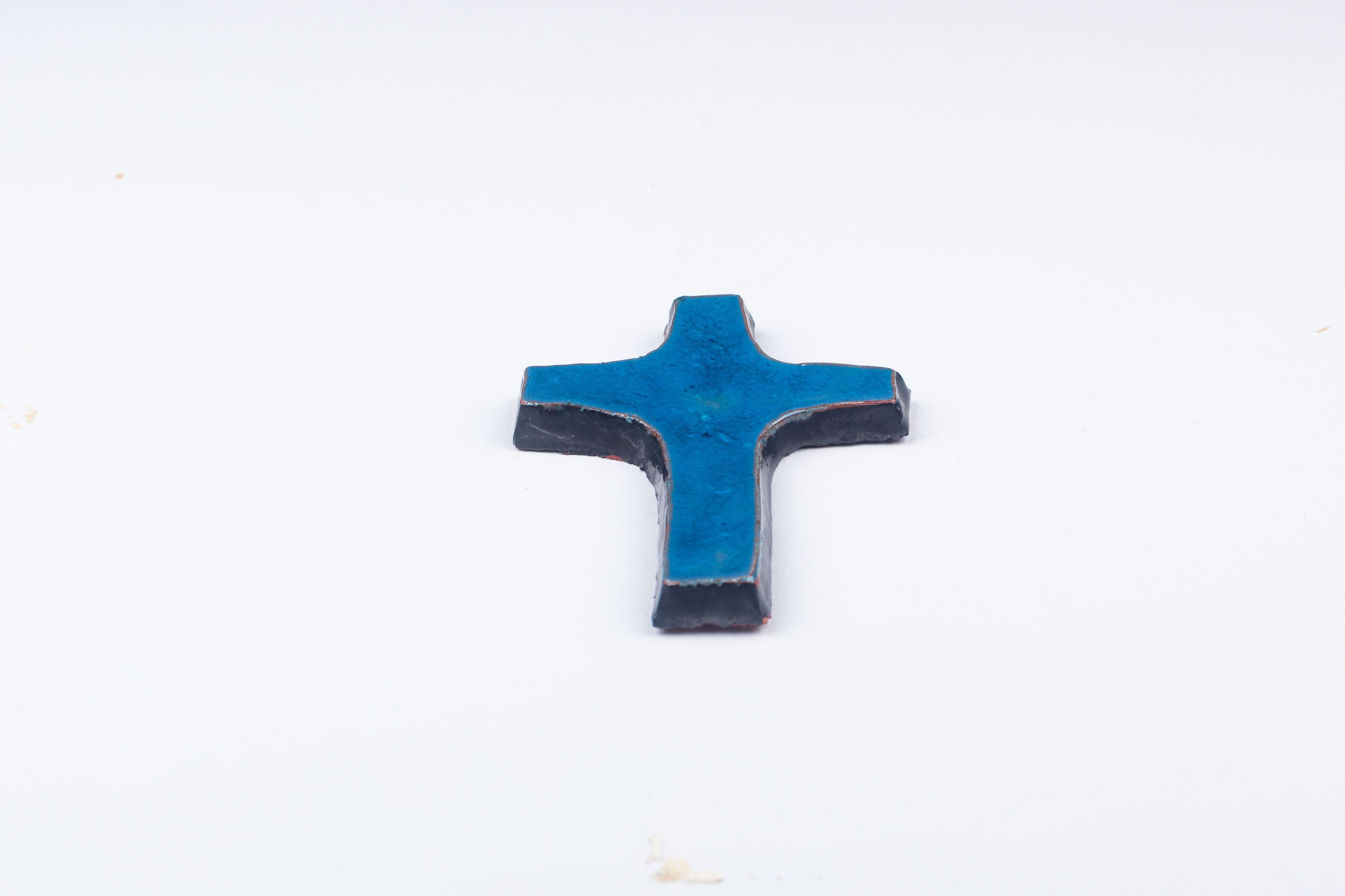Midcentury European Blue Ceramic Cross, Multidimensional Depths of Blue  6