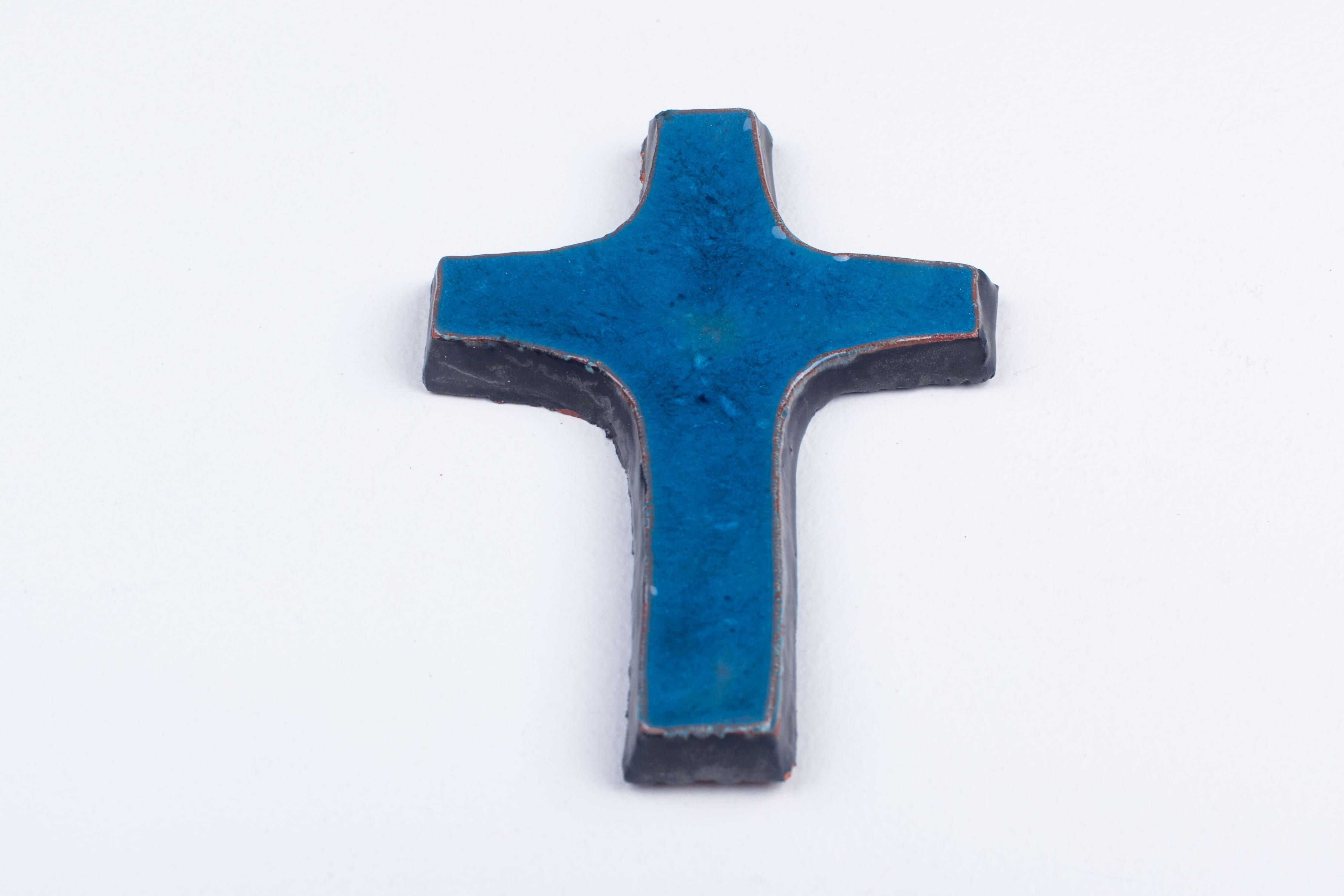 Midcentury European Blue Ceramic Cross, Multidimensional Depths of Blue  4