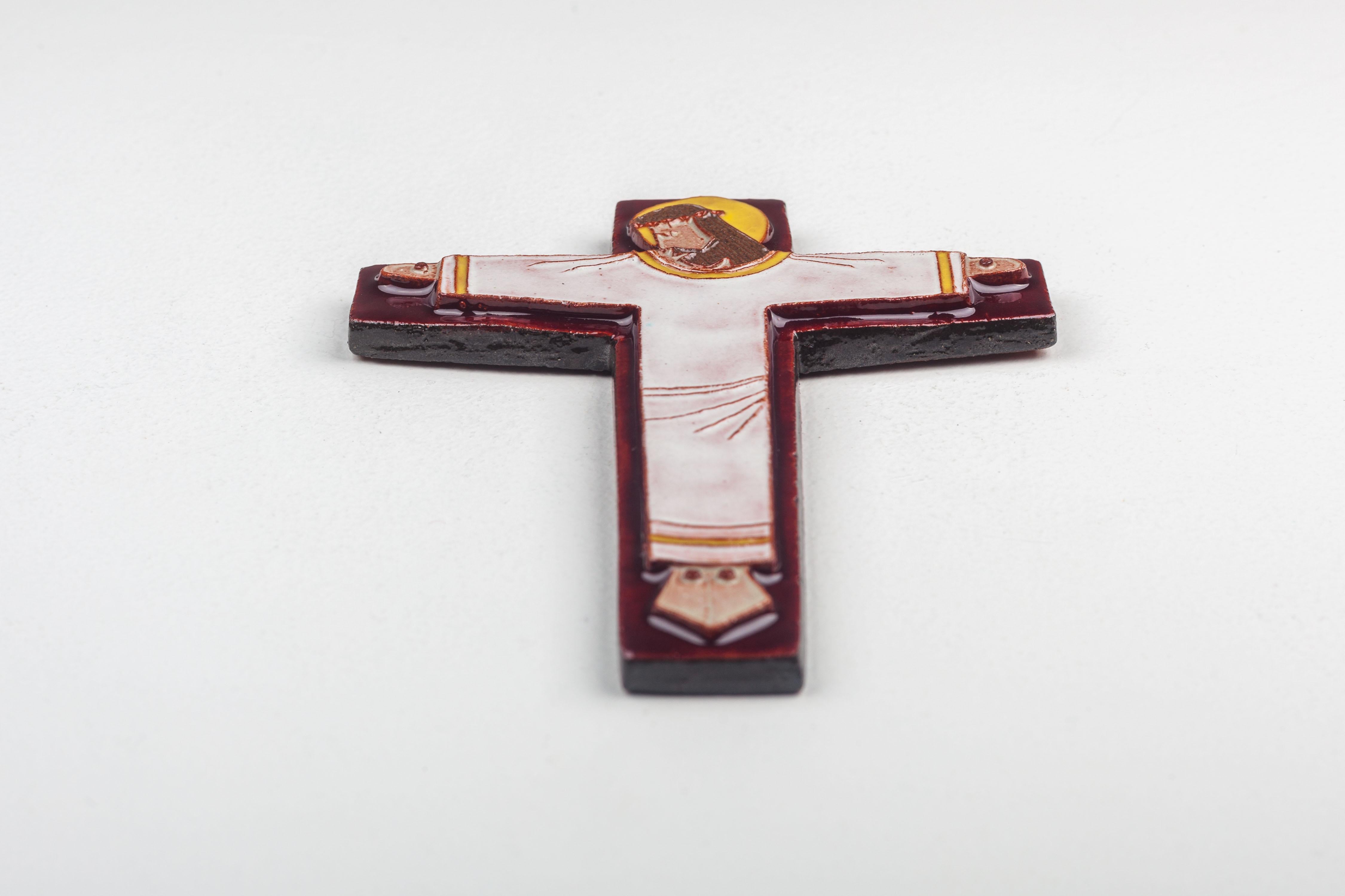 Midcentury European Ceramic Cross, Bohemian Vibe White Cloaked Christ Figure 2