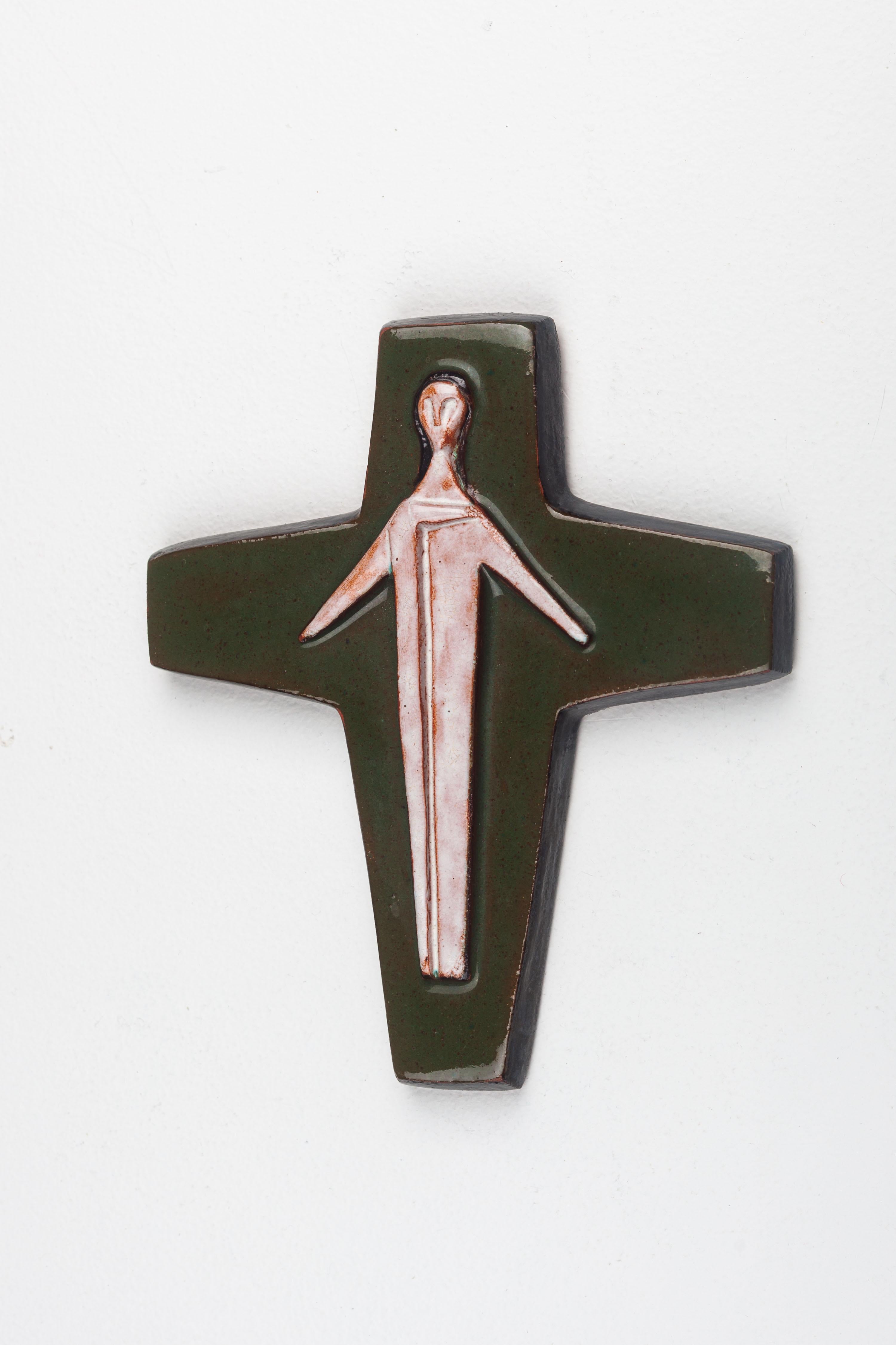 Midcentury European Glossy Ceramic Cross - Otherworldly Christ Figure In Good Condition For Sale In Chicago, IL