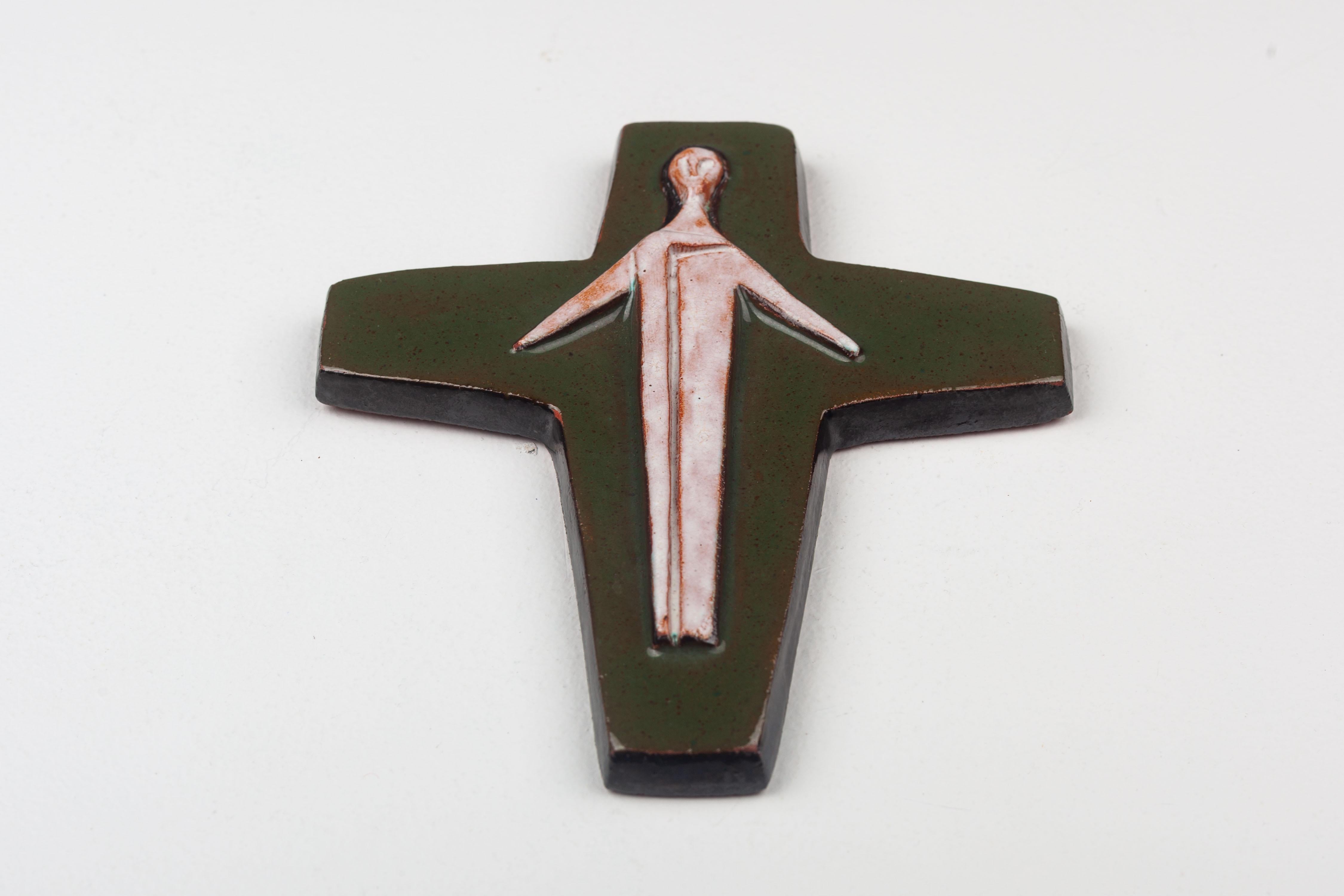Midcentury European Glossy Ceramic Cross - Otherworldly Christ Figure For Sale 3