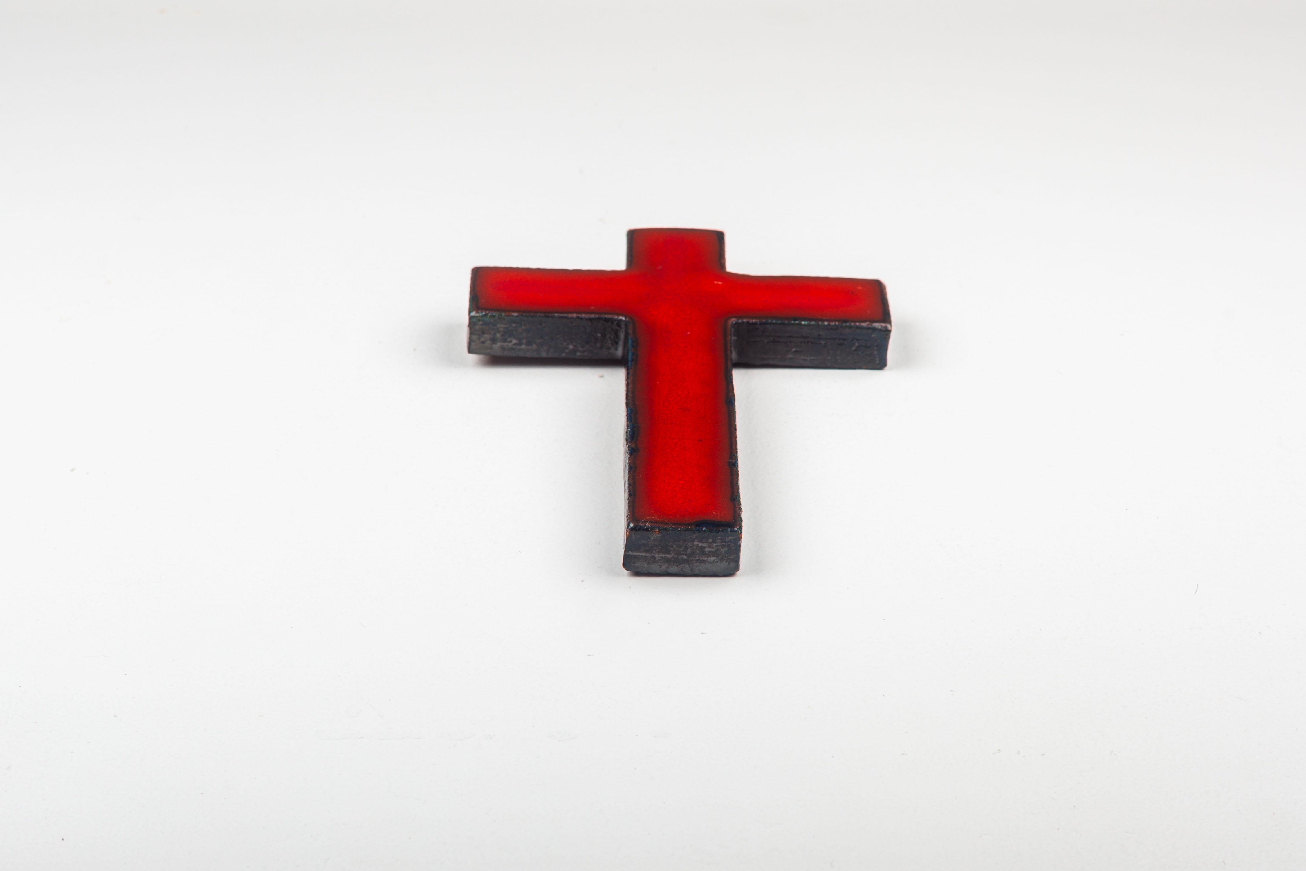 Midcentury European Red Glossy Ceramic Cross Unique Vintage Collectible For Sale 7