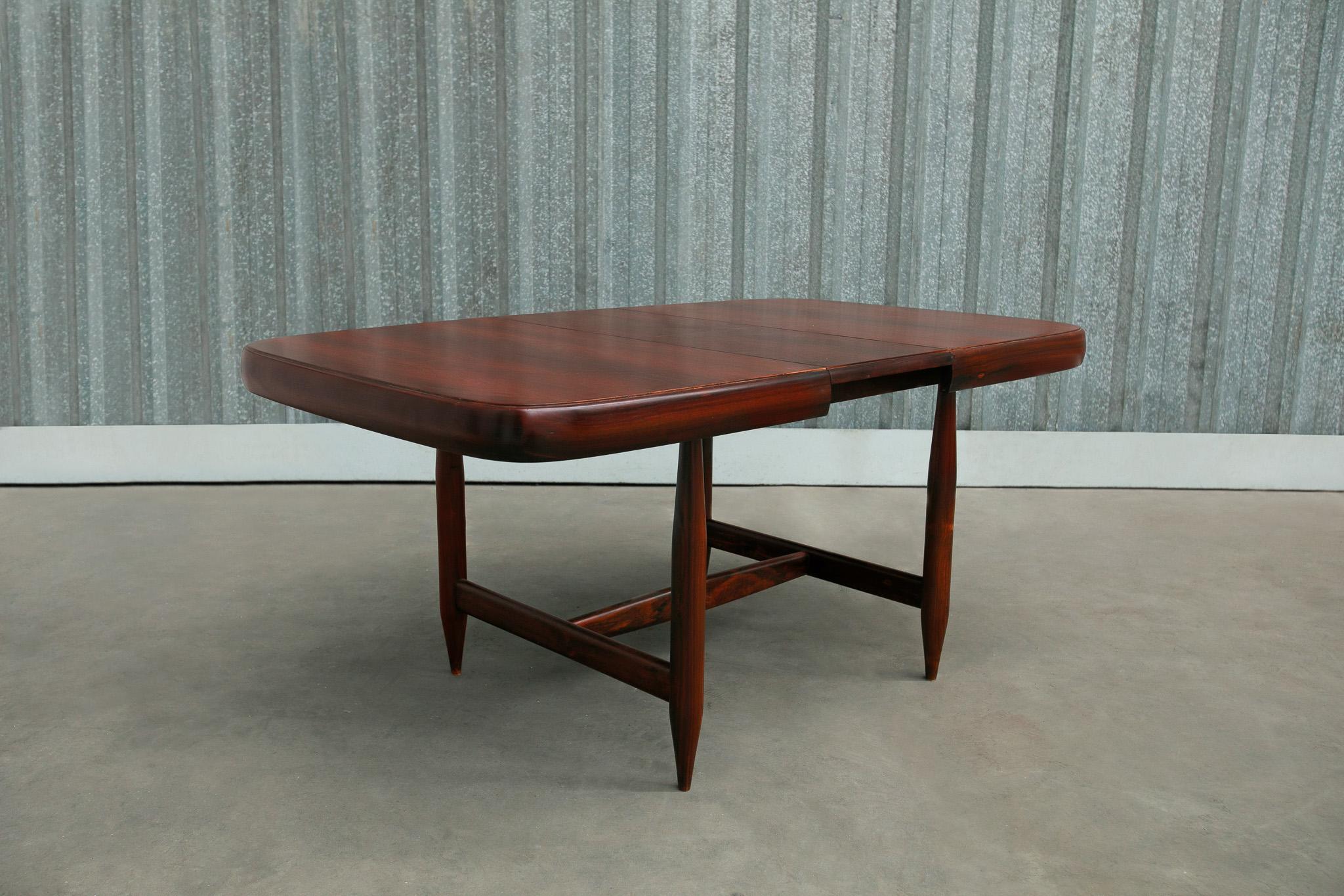 Brazilian Midcentury Expandable Dining Table in Hardwood by Sergio Rodrigues, Brazil