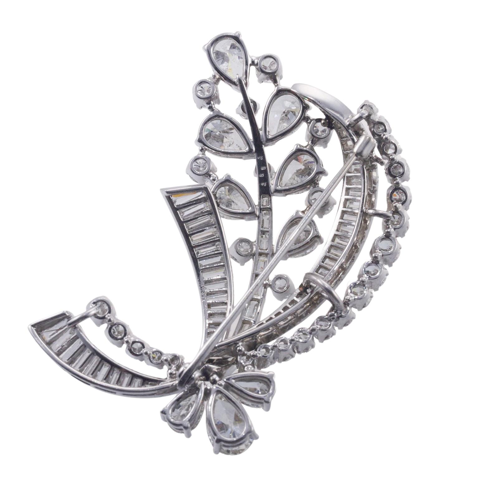 Pear Cut Midcentury Exquisite 14 Carat Diamond Platinum Brooch Pin For Sale