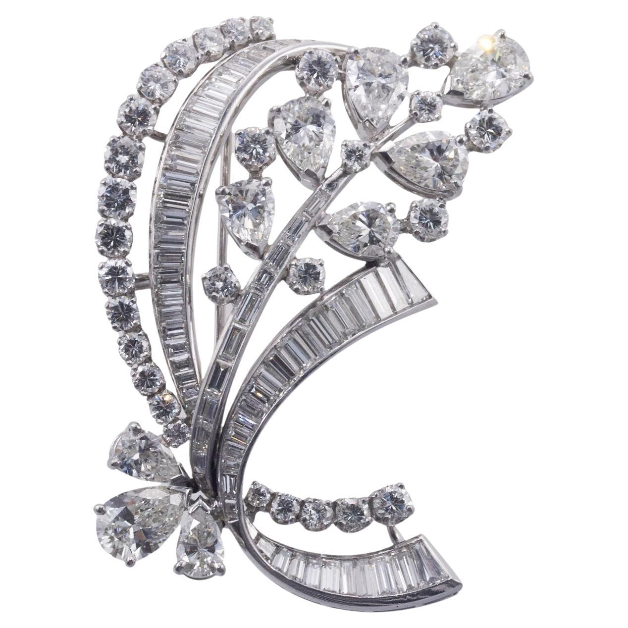 Midcentury Exquisite 14 Carat Diamond Platinum Brooch Pin For Sale