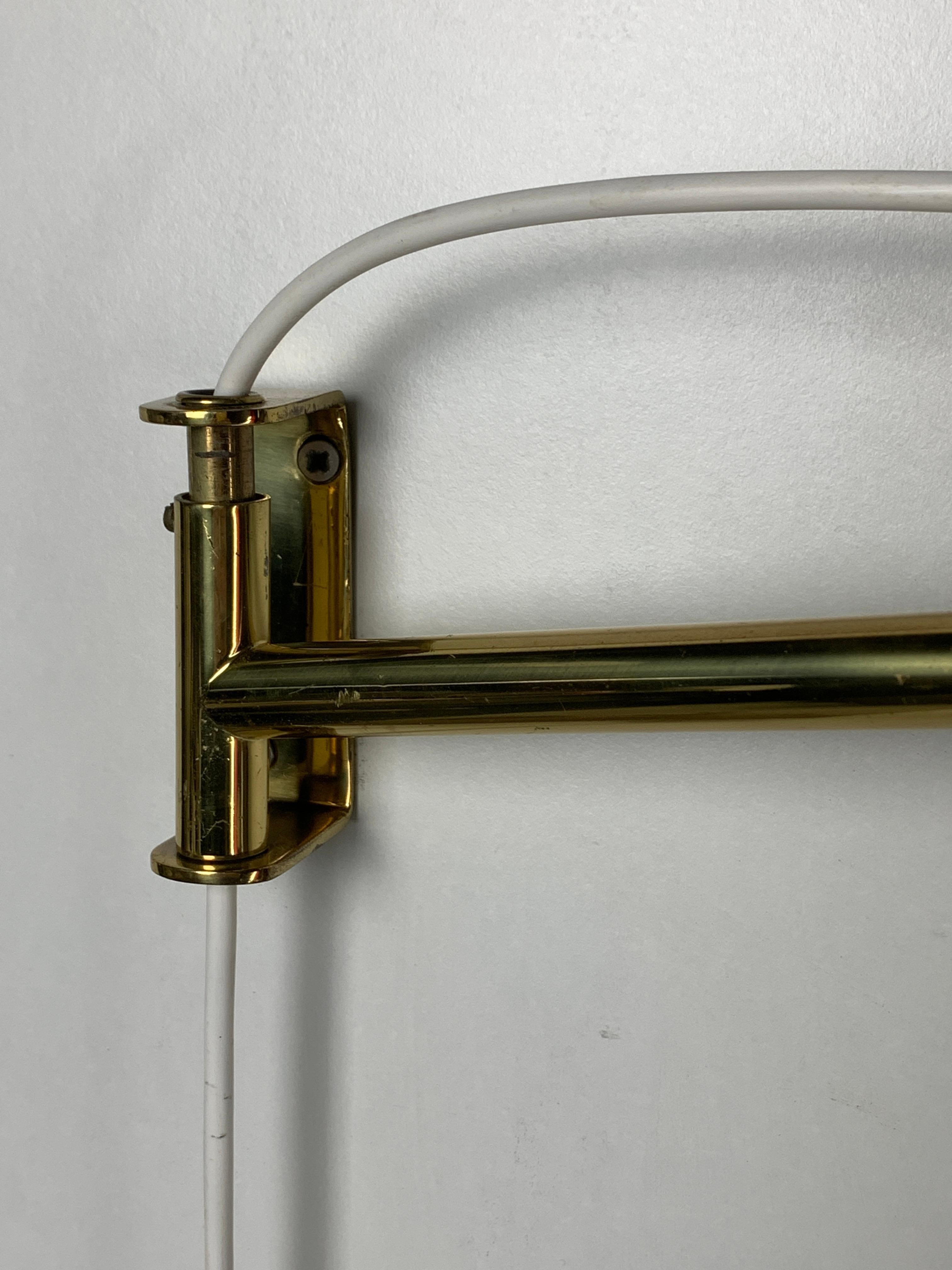 Midcentury extendable brass wall mount with cocoon and sisal shade Lars Schioler in vendita 8