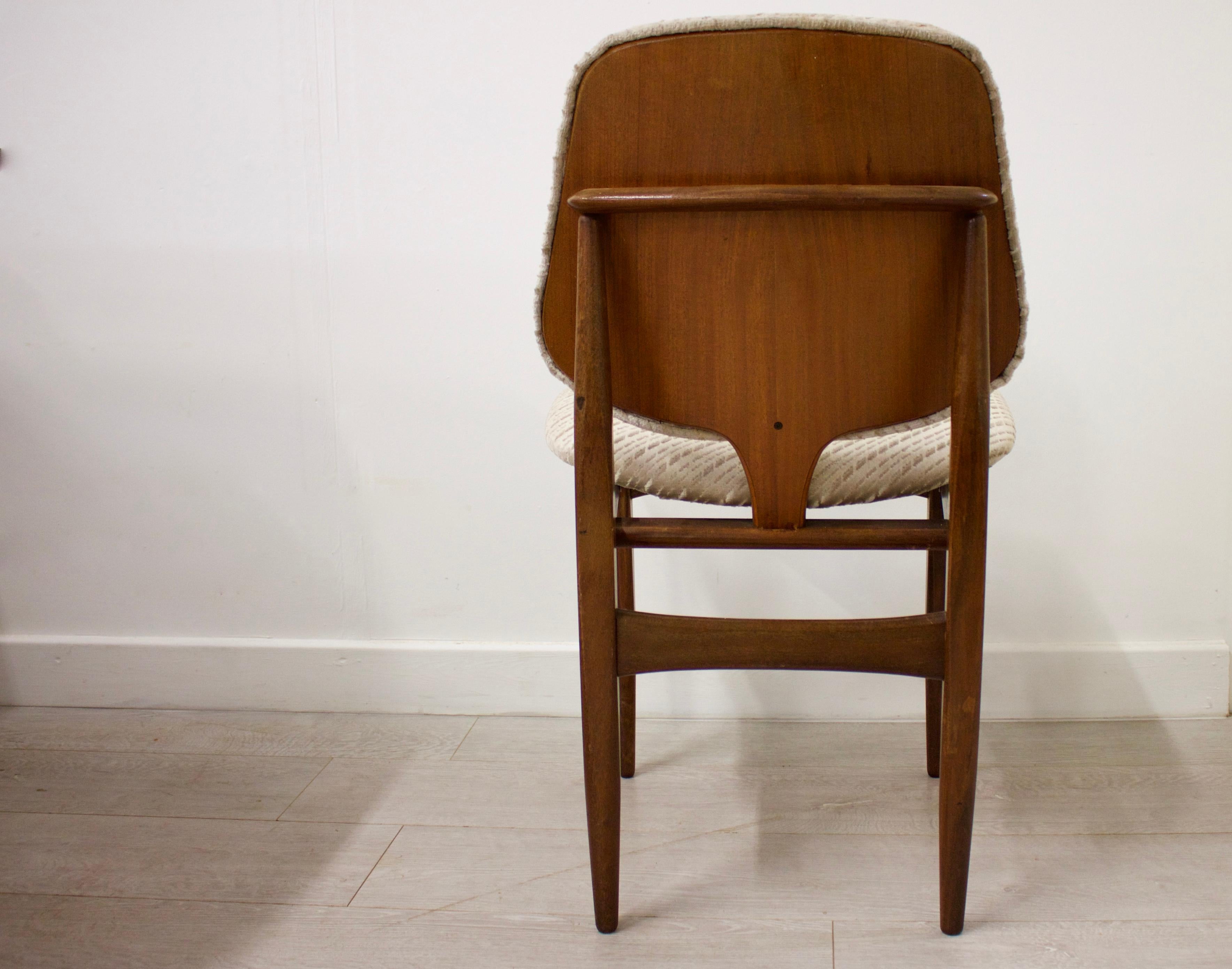 Teak Midcentury Extending Dining Table and 6 Chairs by Elliots of Newbury, 1960s For Sale