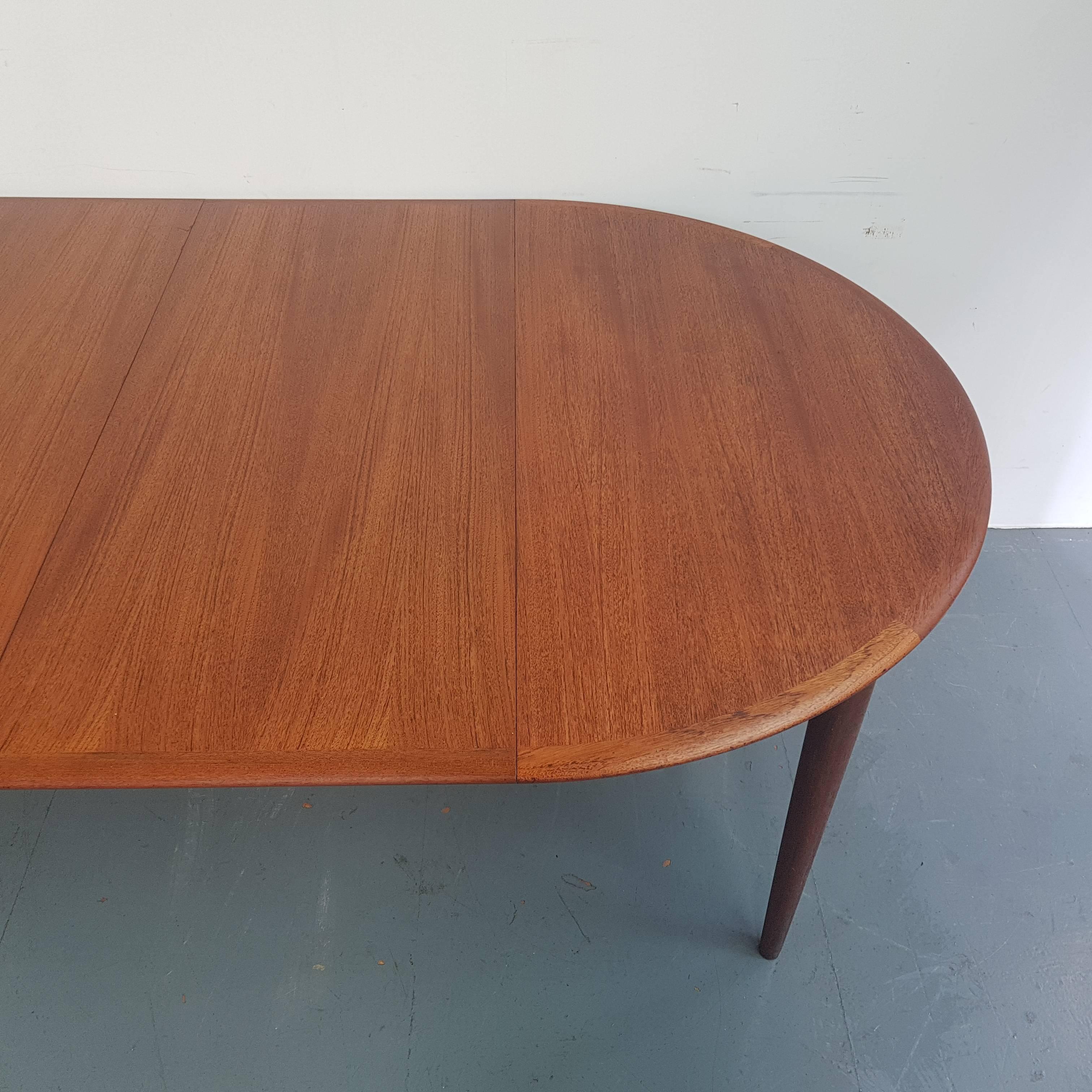 skovmand andersen dining table