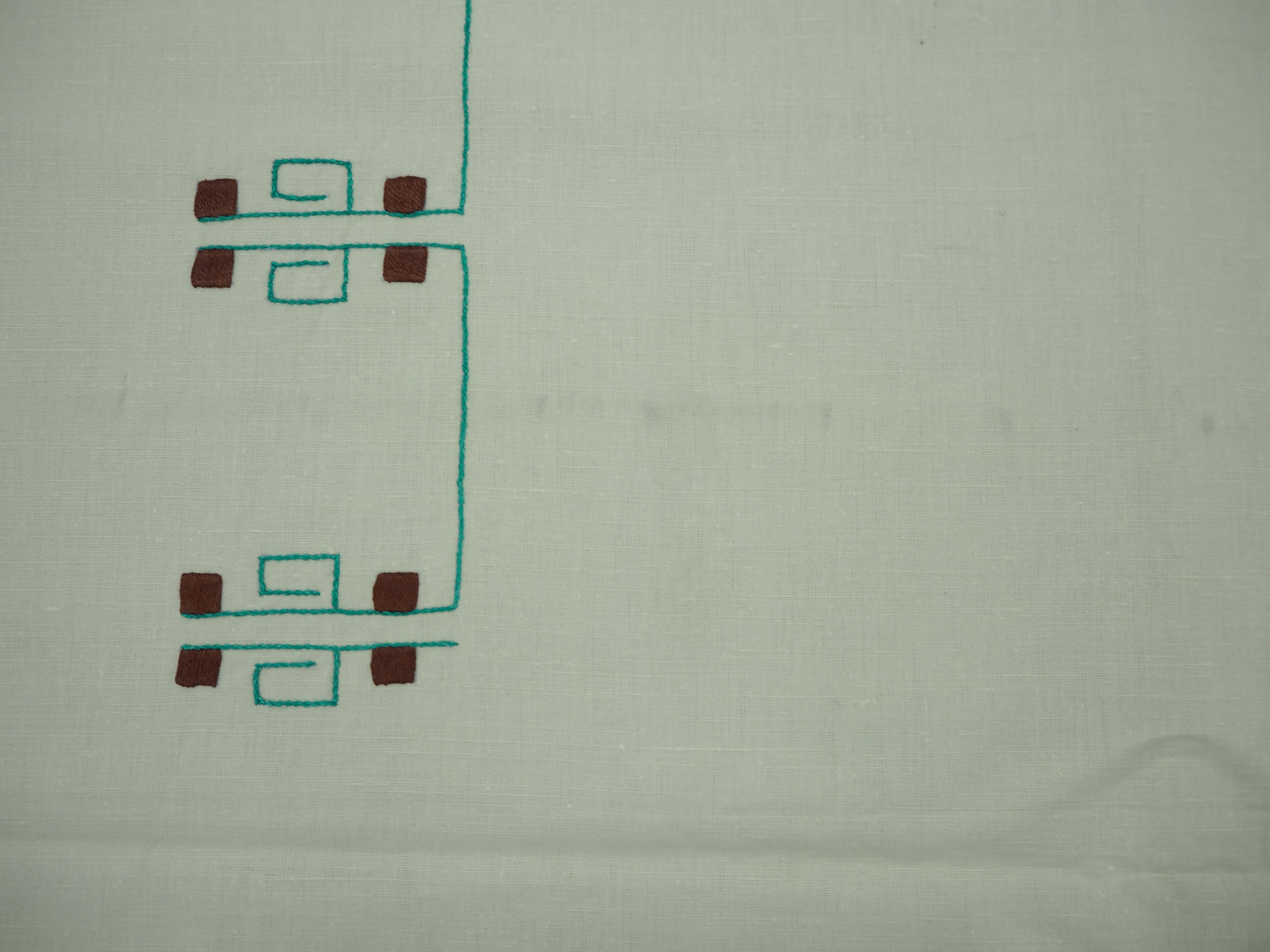 Milieu du XXe siècle Tissu de table en tissu du milieu du siècle, Tchécoslovaquie, années 1960 en vente