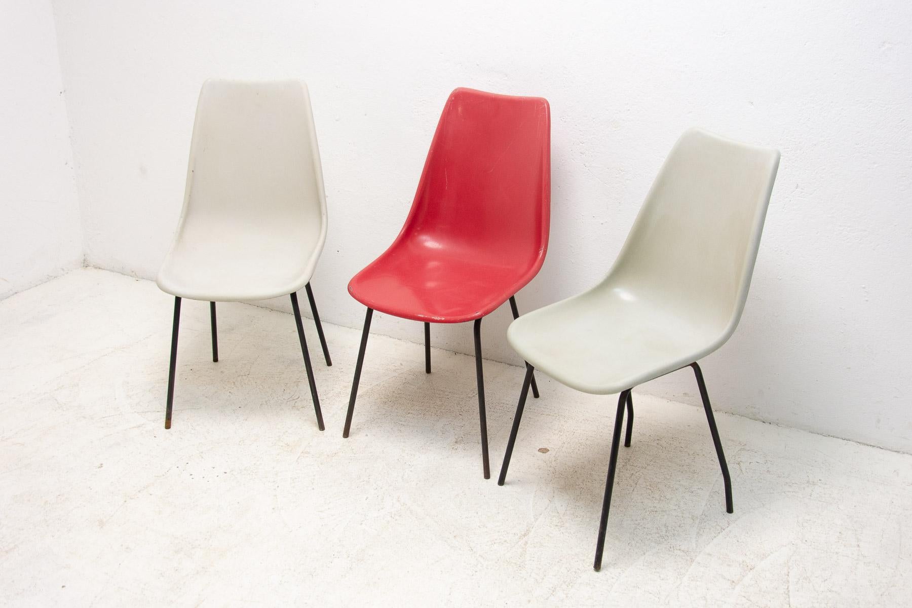 Czech Midcentury Fiberglass Chairs by Miroslav Navrátil for Vertex, 1960´S, Set of 3