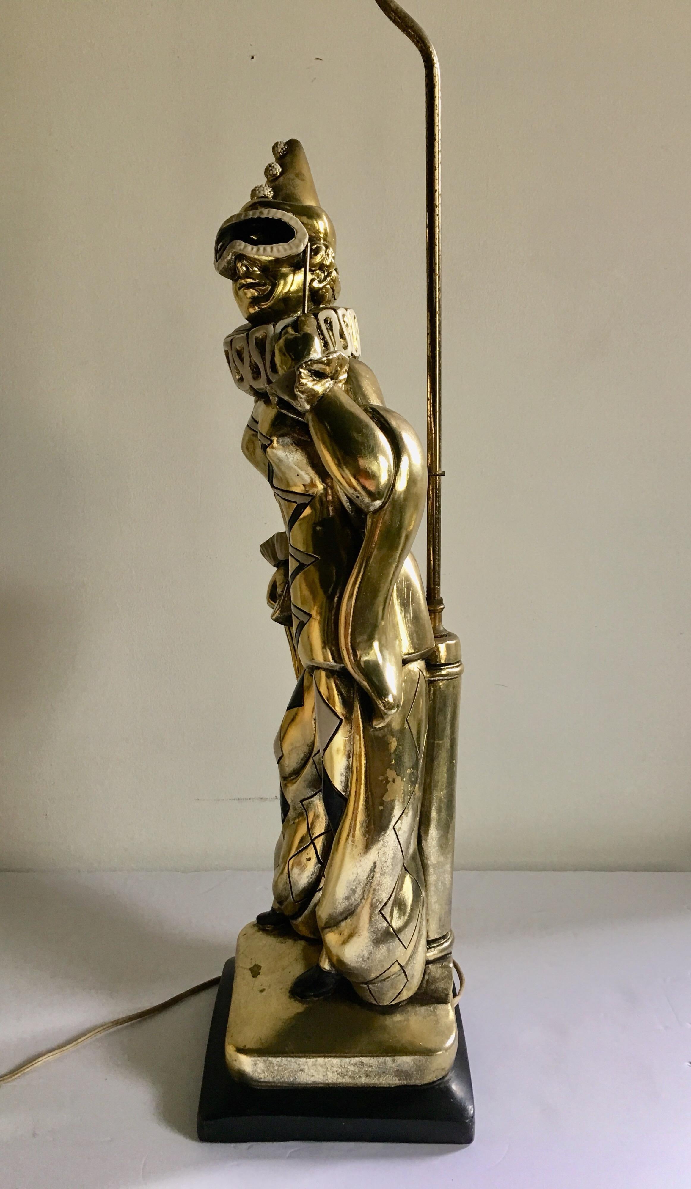 Plâtre Lampe de table en plâtre Arlequin Figural Jester Midcentury en vente