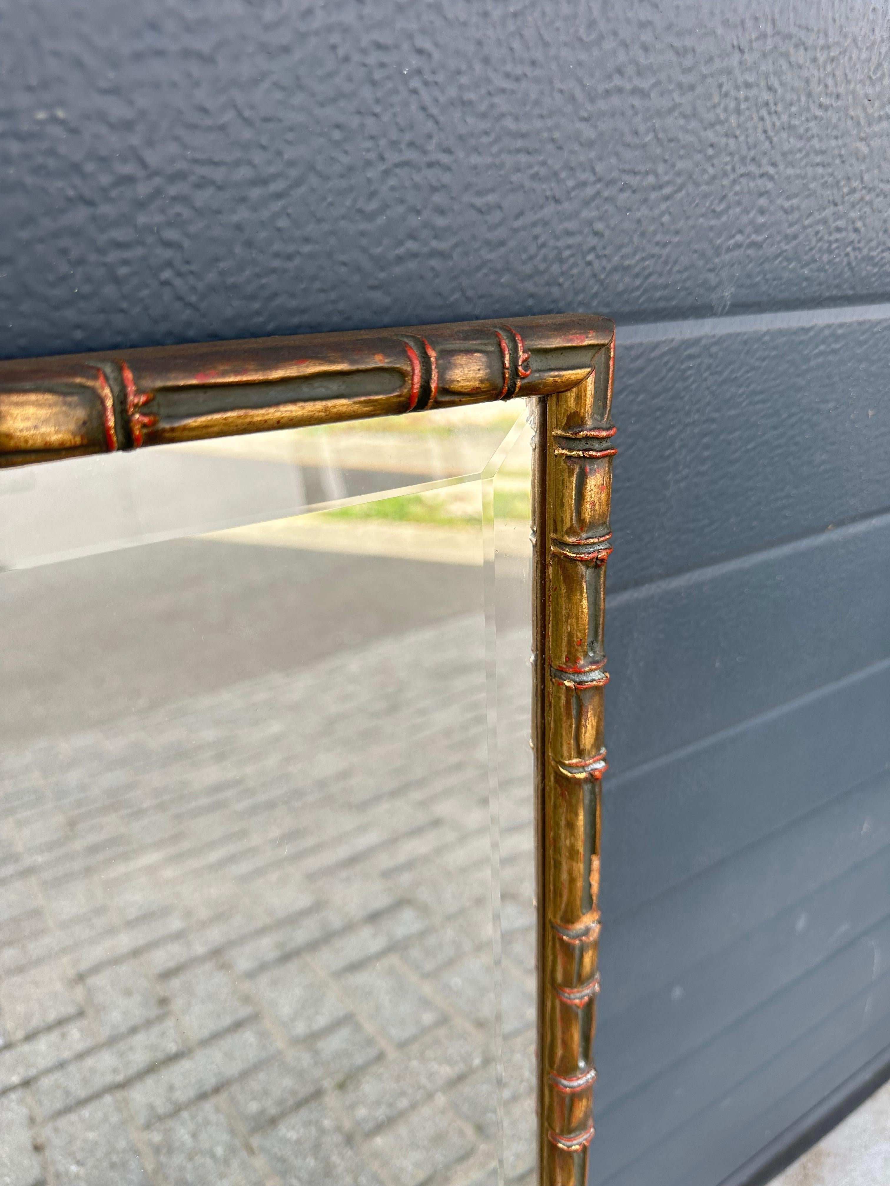 MidCentury Fein geschnitzt vergoldetes Holz Bambus Stil Wandspiegel w. Geschliffenes Glas im Angebot 10