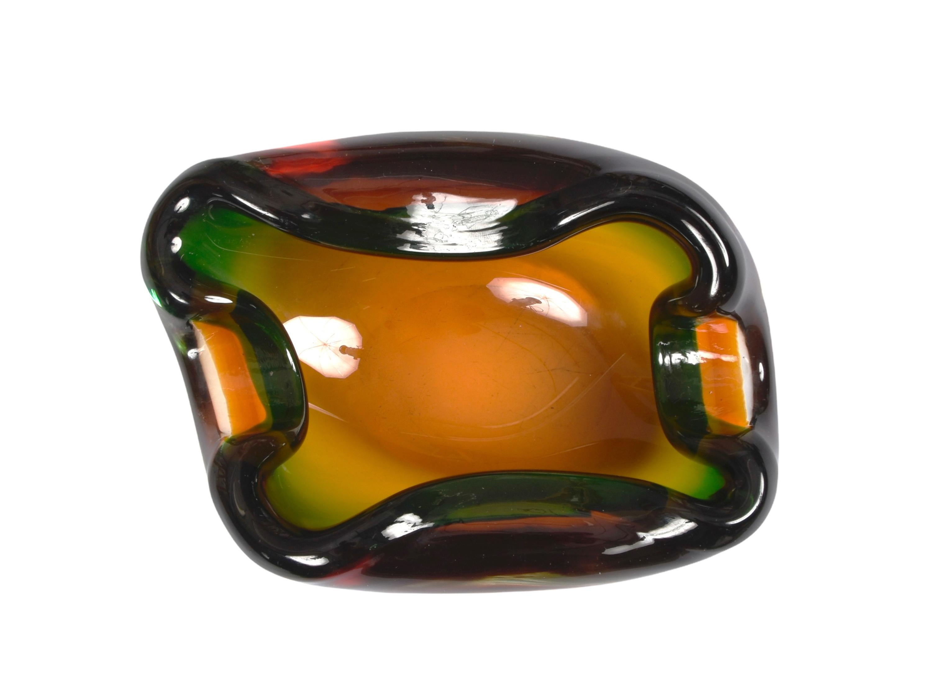 Midcentury Flavio Poli Submerged Murano Green Glass with Amber Shades Bowl, 1960 5