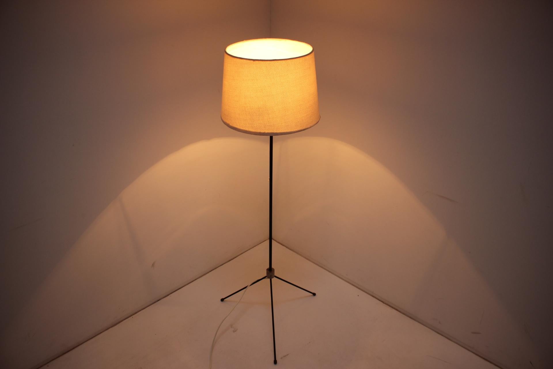 Midcentury Floor Lamp, 1970s Czechoslovakia For Sale 5
