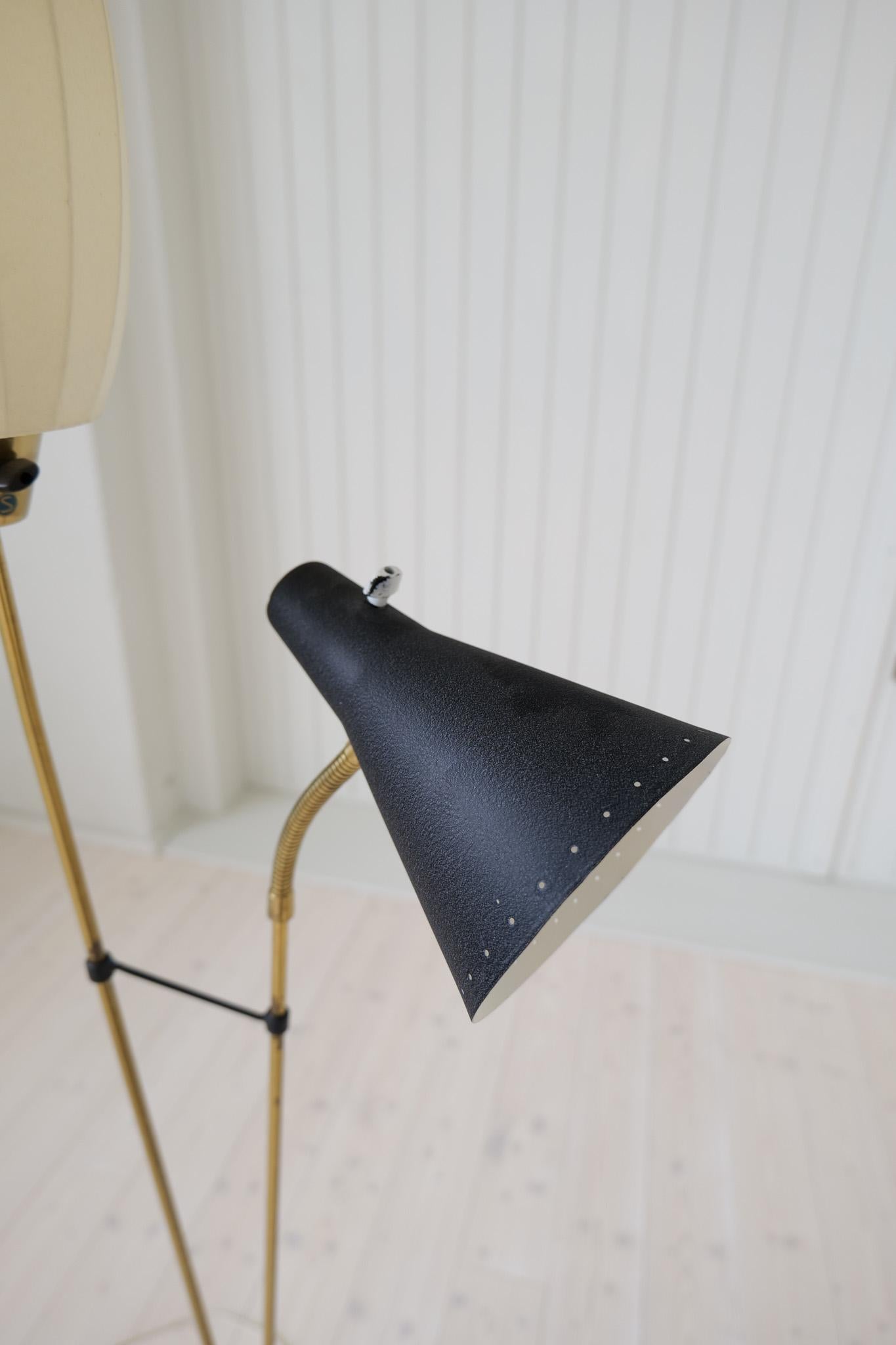 Midcentury Floor Lamp Attributed to Hans Bergström for Ateljé Lyktan Sweden 1950 For Sale 3