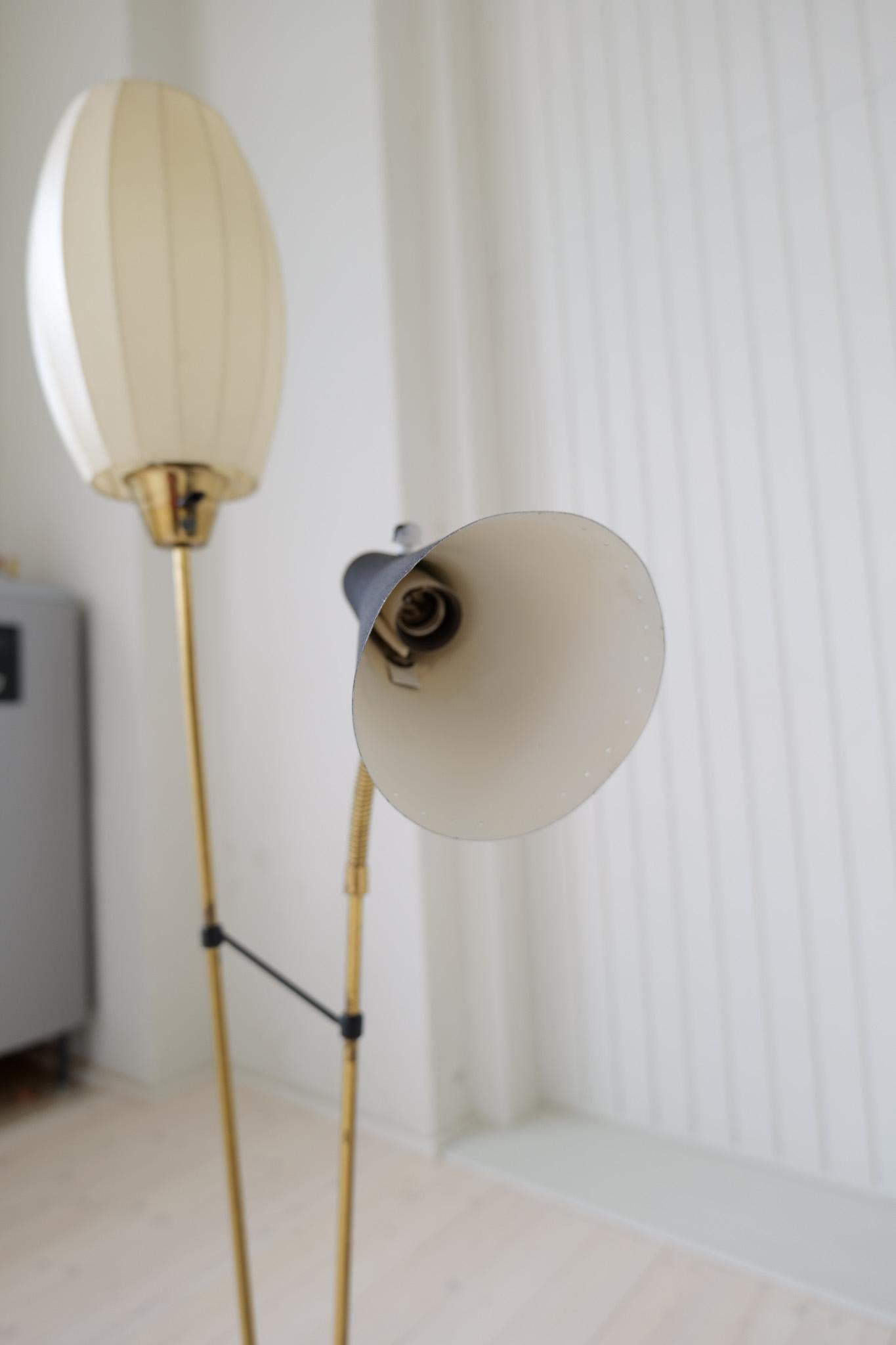 Midcentury Floor Lamp Attributed to Hans Bergström for Ateljé Lyktan Sweden 1950 For Sale 4