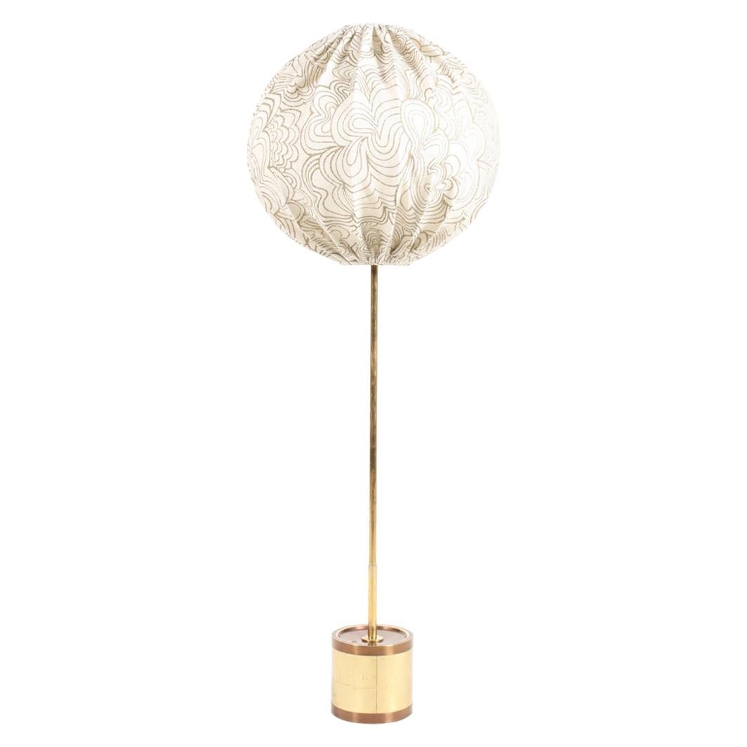 Lámpara de pie de mediados de siglo de Hans Agne Jacobsson, Made in Sweden en venta