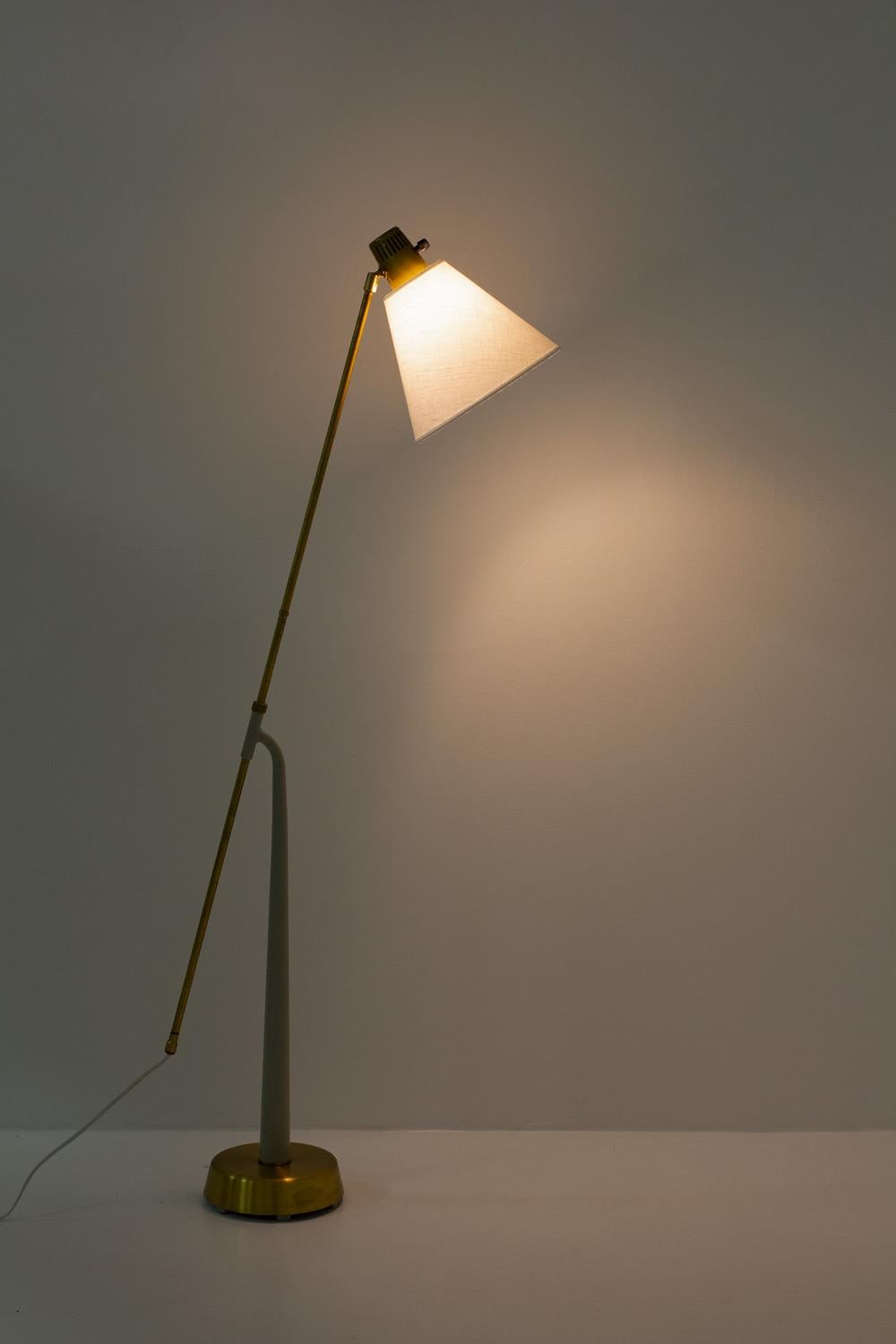 Midcentury Floor Lamp by Hans Bergström for Ateljé Lyktan, 1940s, Sweden For Sale 2