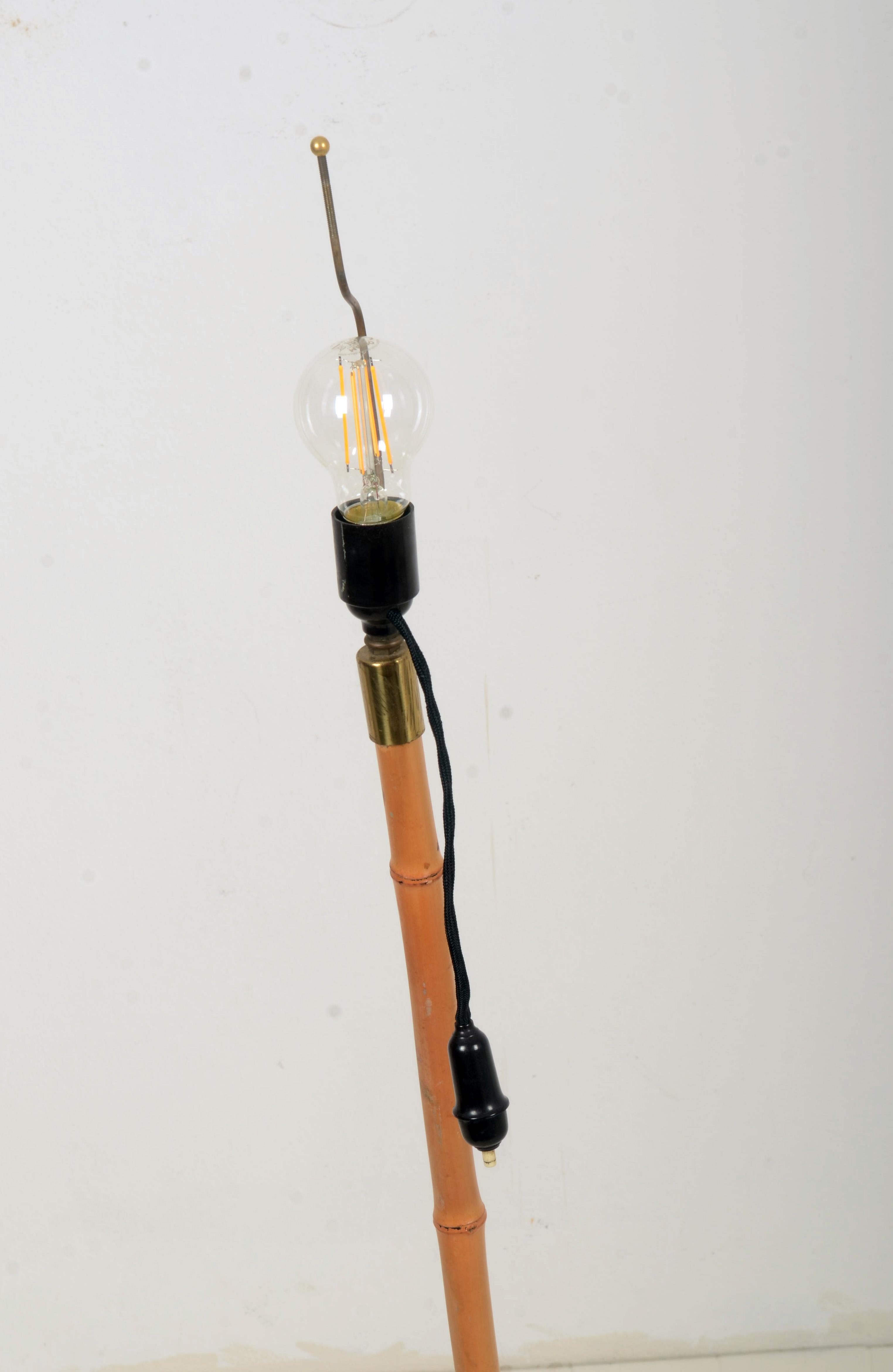 Stehlampe aus der Mitte des Jahrhunderts von Rupert Nikoll im Angebot 1
