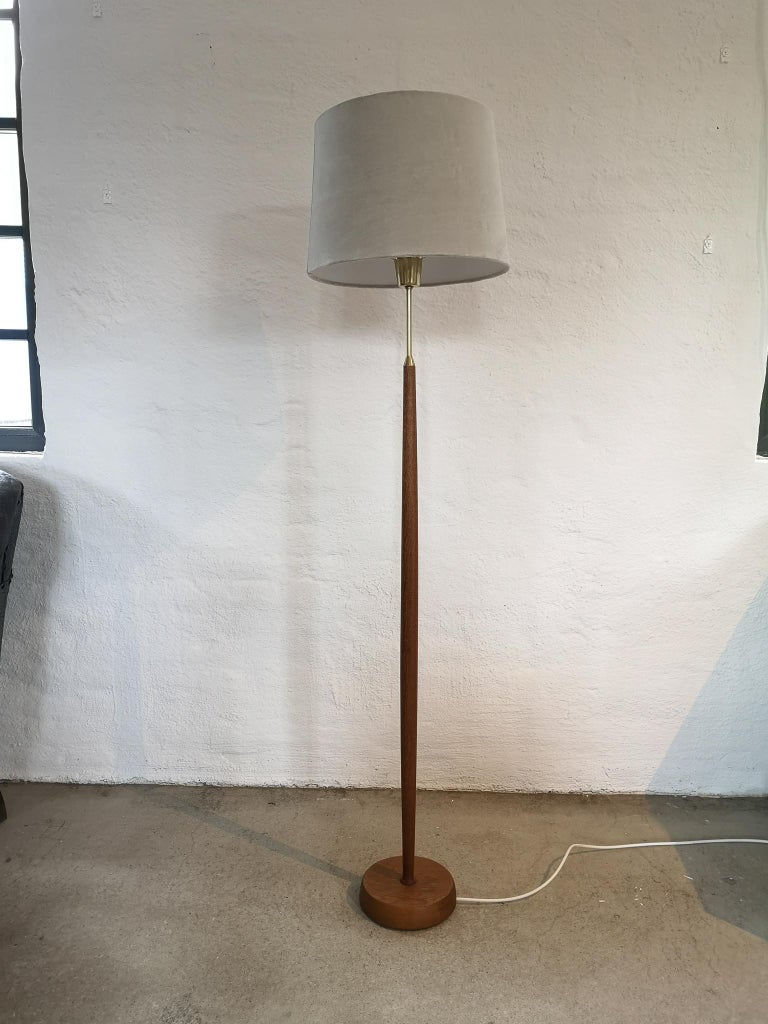 Scandinavian Modern Midcentury Floor Lamp Teak and Brass Falkenbergs Belysning Sweden, 1960s For Sale
