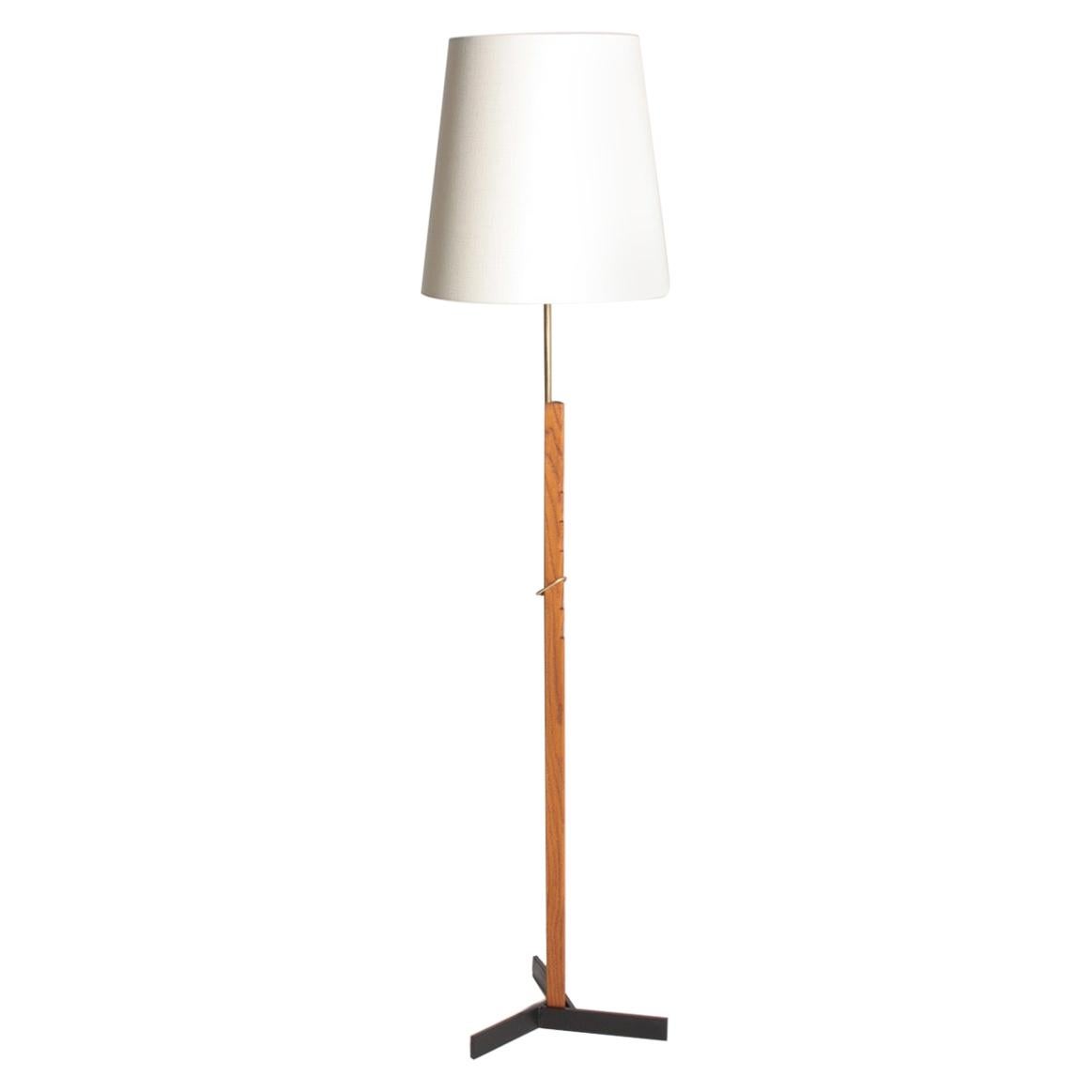 Midcentury Floor Lamp in Oak and Brass by Holm Sorensen, Danish Design, 1950s