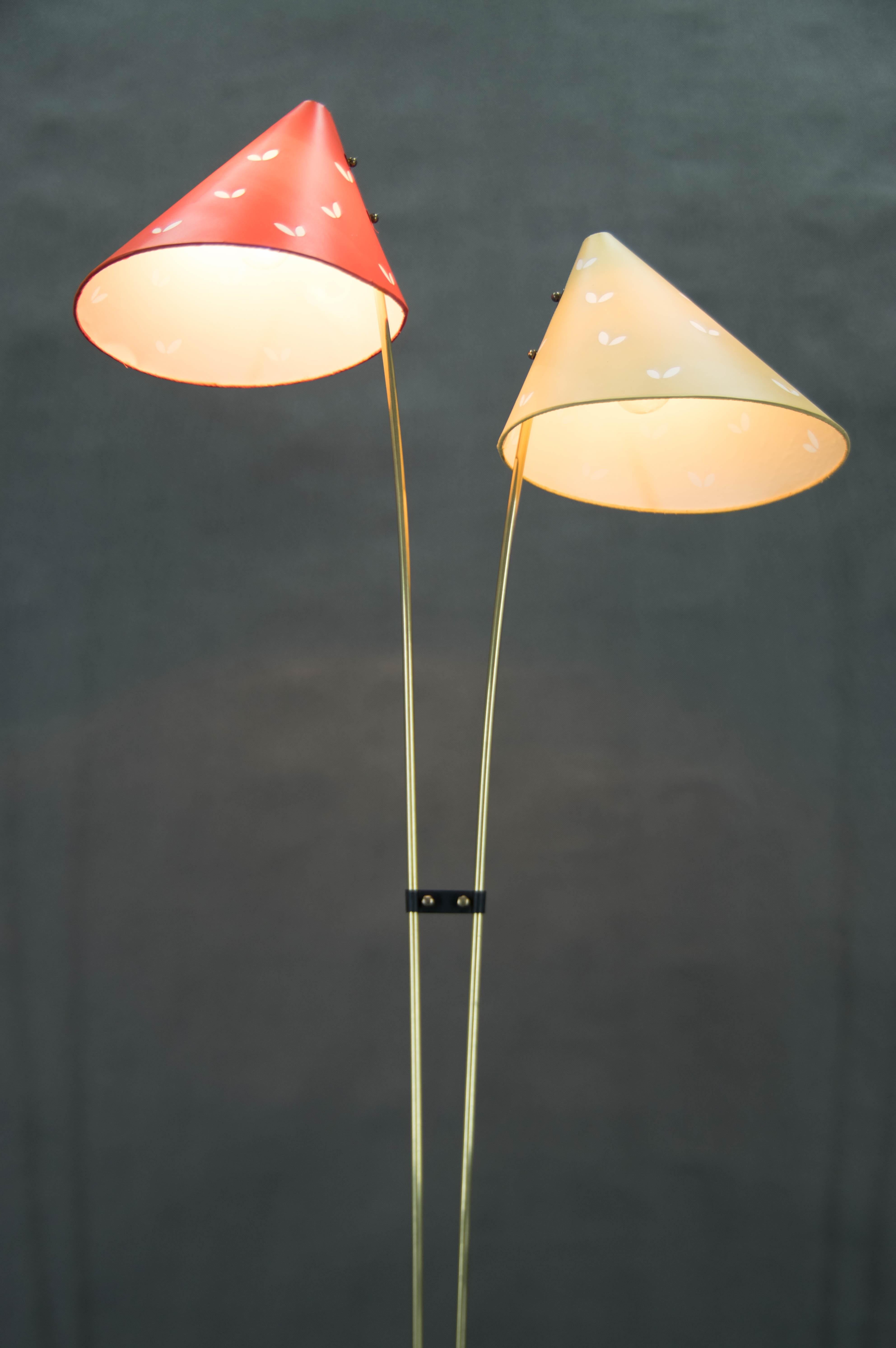 Midcentury Floor Lamp Japonka, Czechoslovakia, 1960s In Good Condition For Sale In Praha, CZ