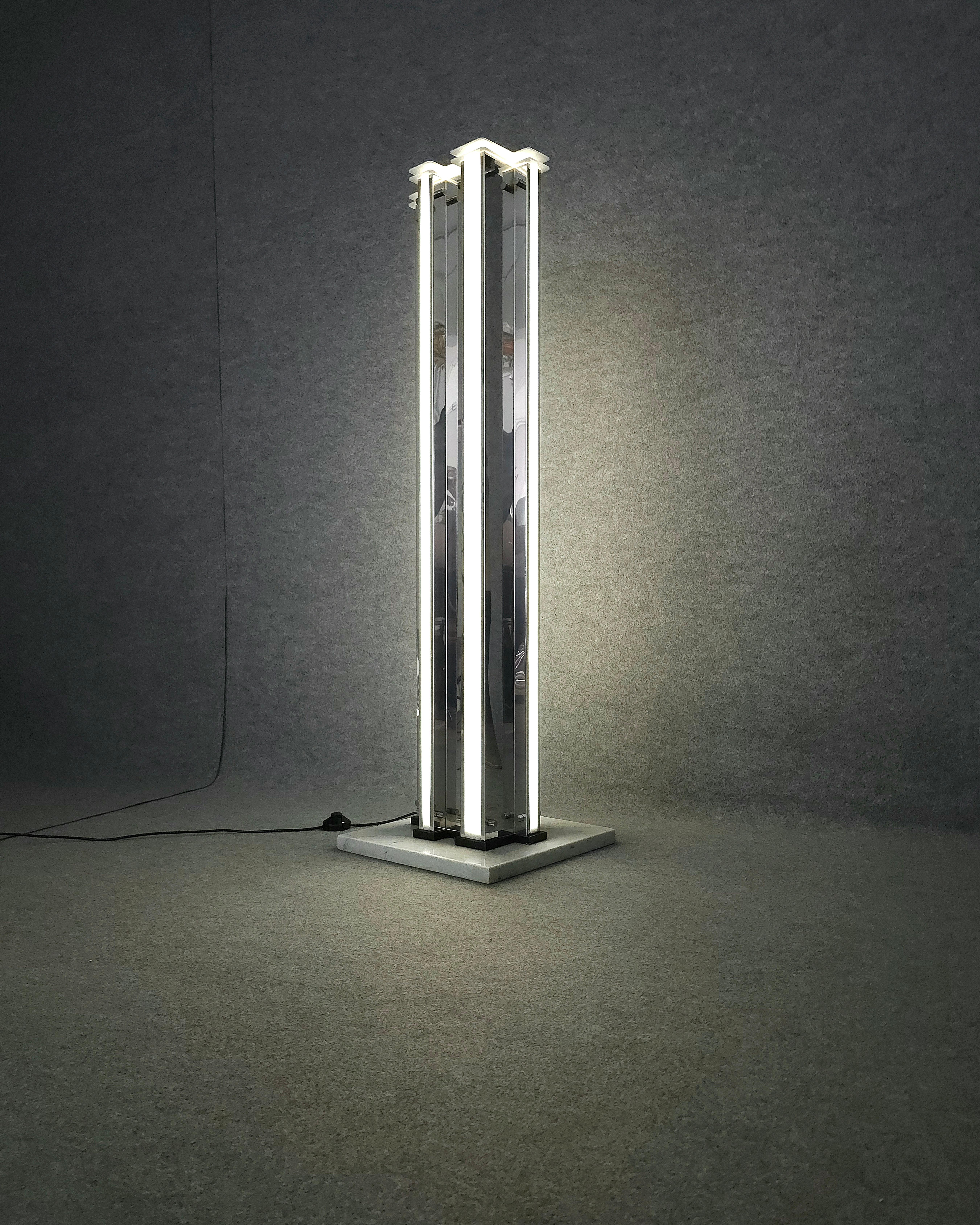 Midcentury Floor Lamp Marble aluminum Chromed Plexiglass Italian Design 1970s For Sale 6
