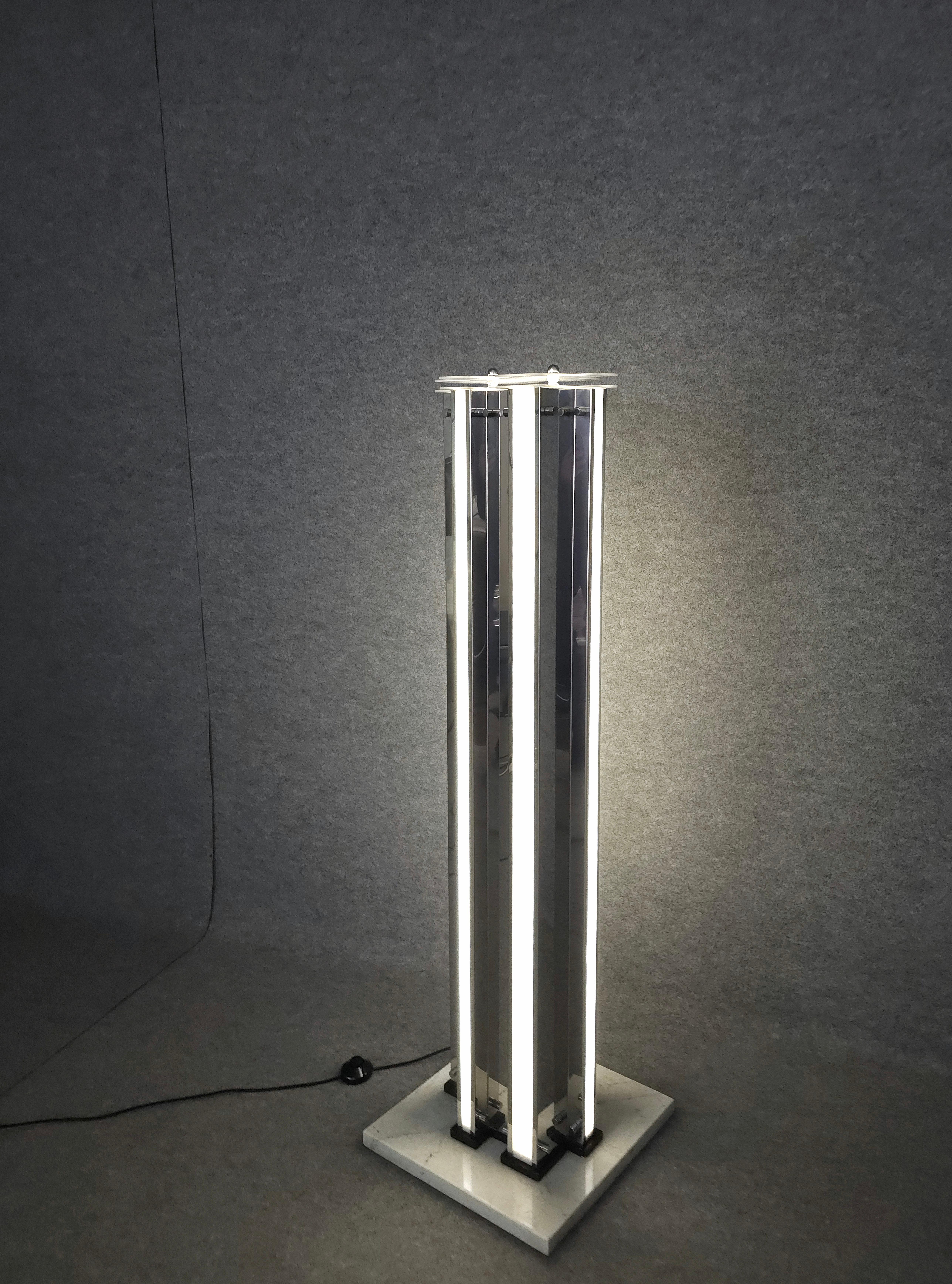 Midcentury Floor Lamp Marble aluminum Chromed Plexiglass Italian Design 1970s For Sale 9