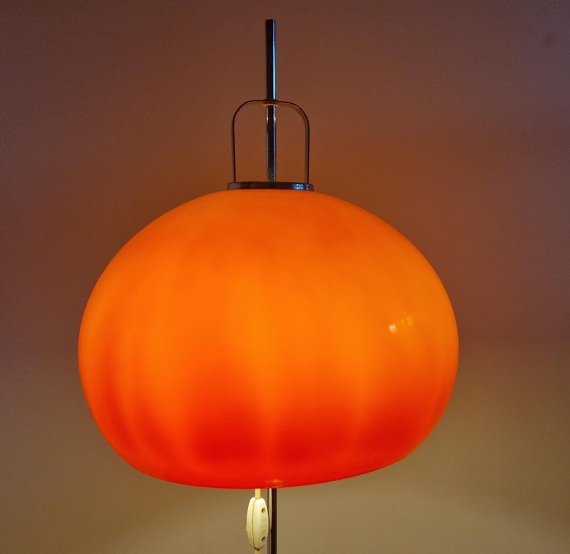 Lampadaire Meblo, conçu par Harvey Guzzini, Italie, 1970 en vente 7