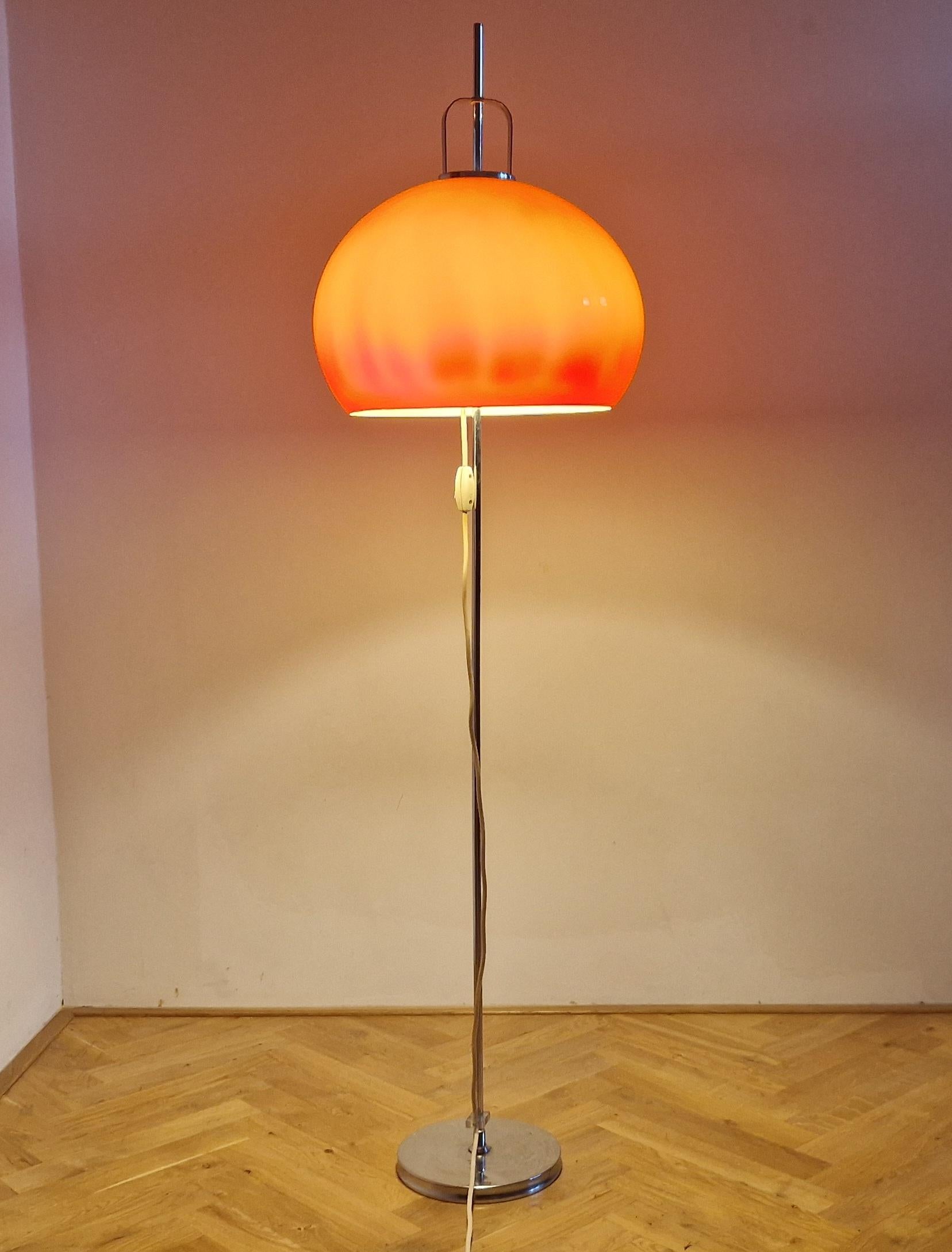 Lampadaire Meblo, conçu par Harvey Guzzini, Italie, 1970 en vente 10