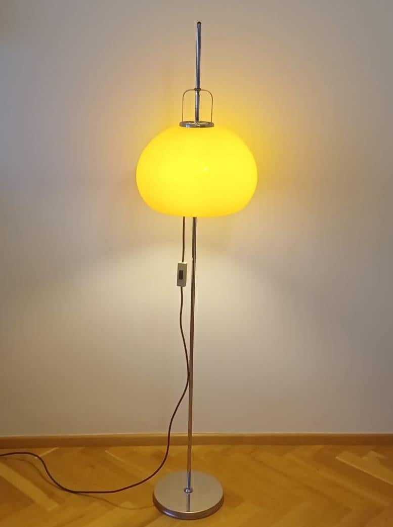 Midcentury Floor Lamp Meblo, designed by Harvey Guzzini, Italy, 1970s In Good Condition For Sale In Praha, CZ