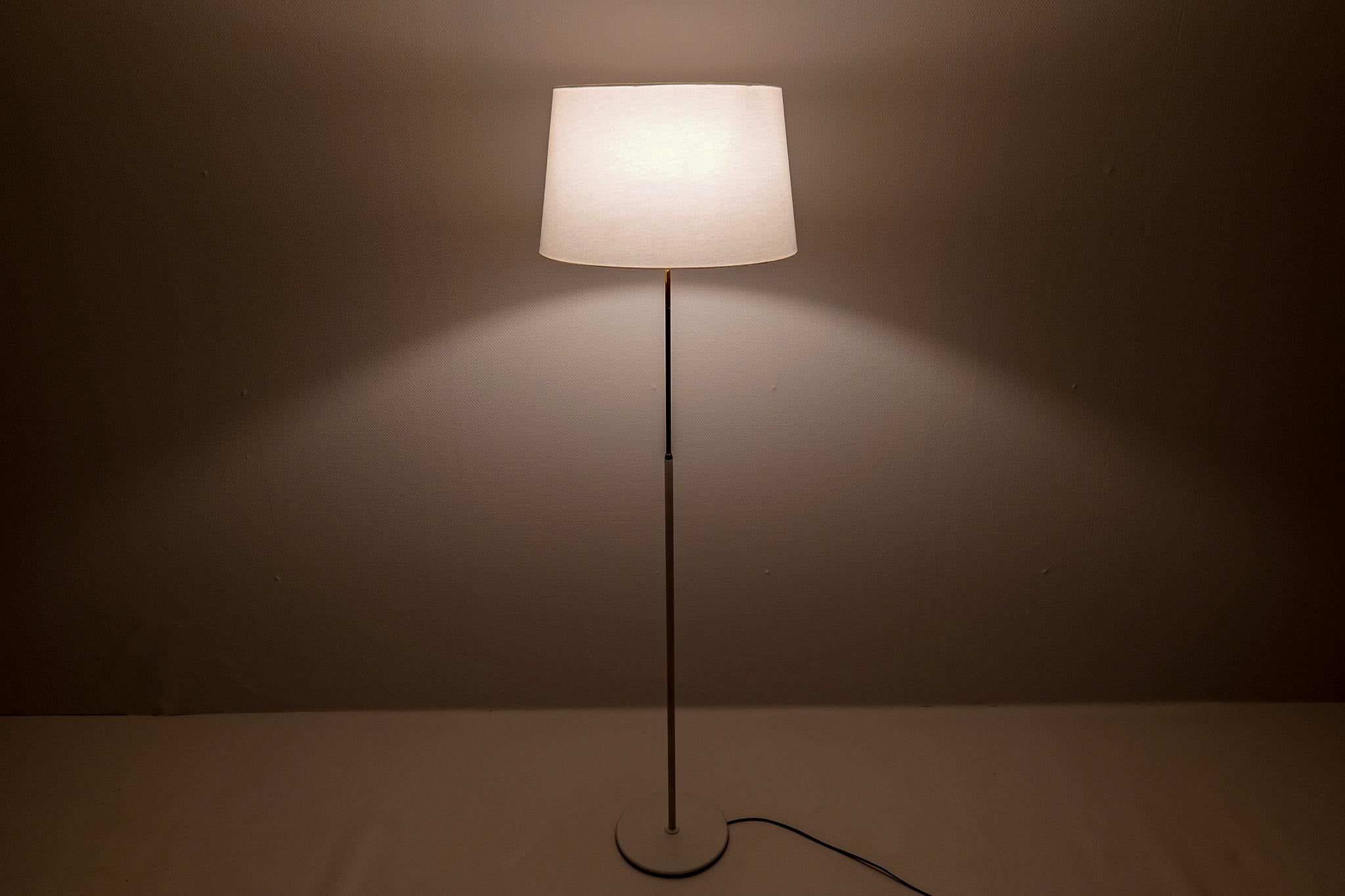 Midcentury Floor Lamp, Model G-07 Bergboms, Sweden, 1960s For Sale 5