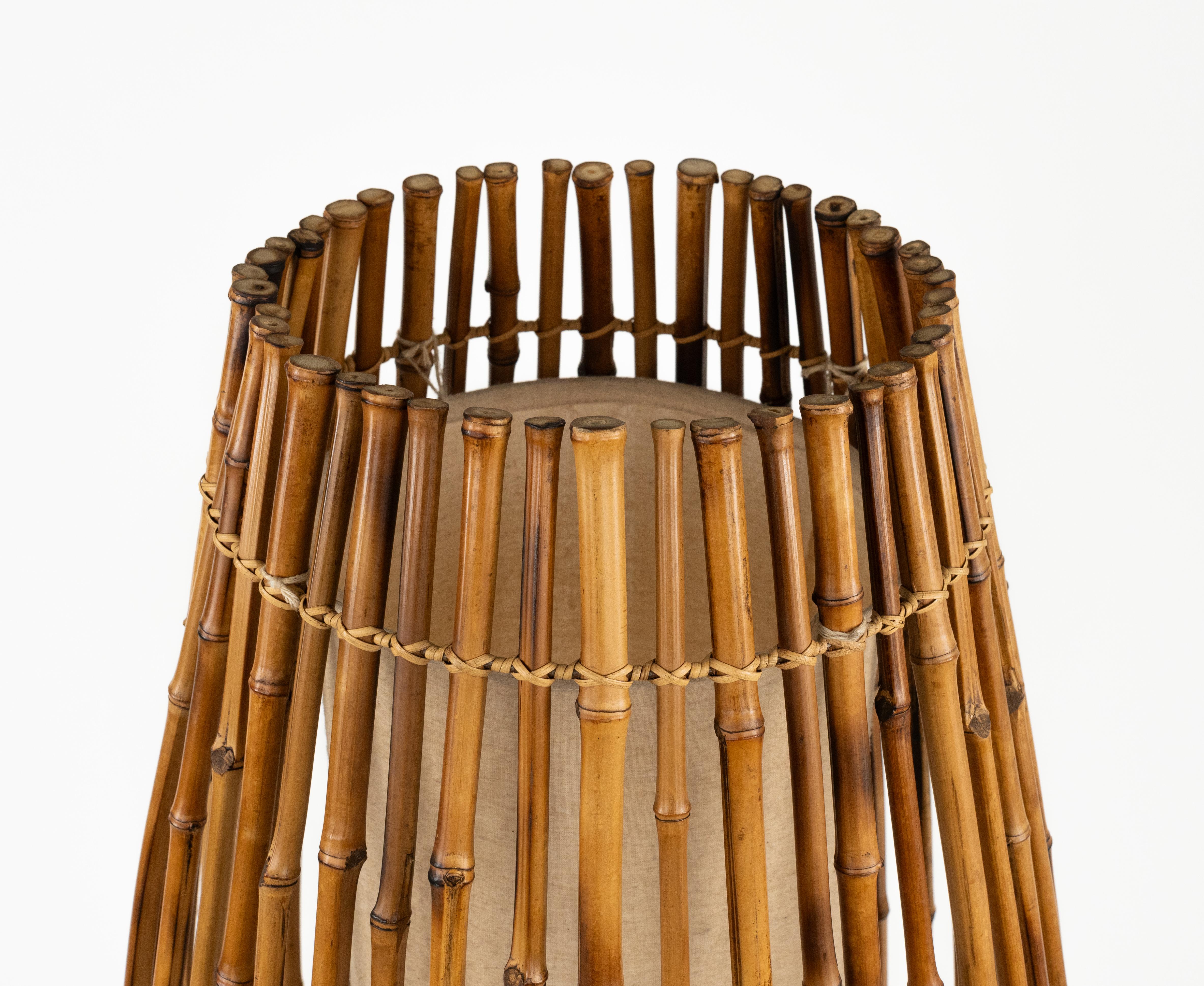 Midcentury Floor Lamp Rattan, Bamboo and Fabric Franco Albini Style, Italy 1960s For Sale 7