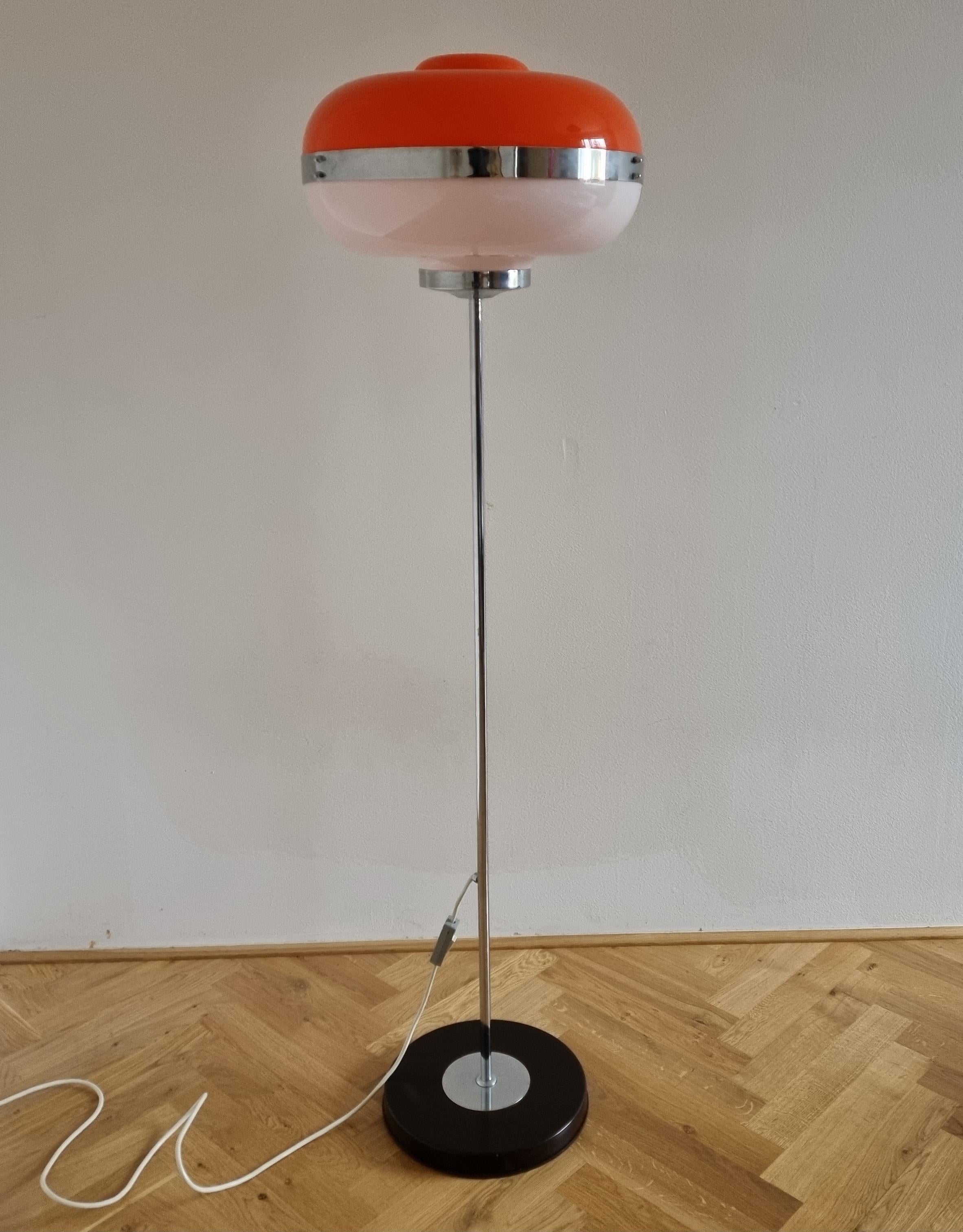 Italian Midcentury Floor Lamp Space Age, Harvey Guzzini, Italy, 1970s