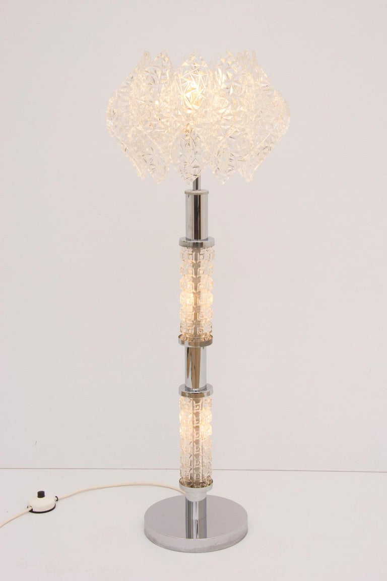 Midcentury Floor Lamp with Illuminating Column For Sale at 1stDibs