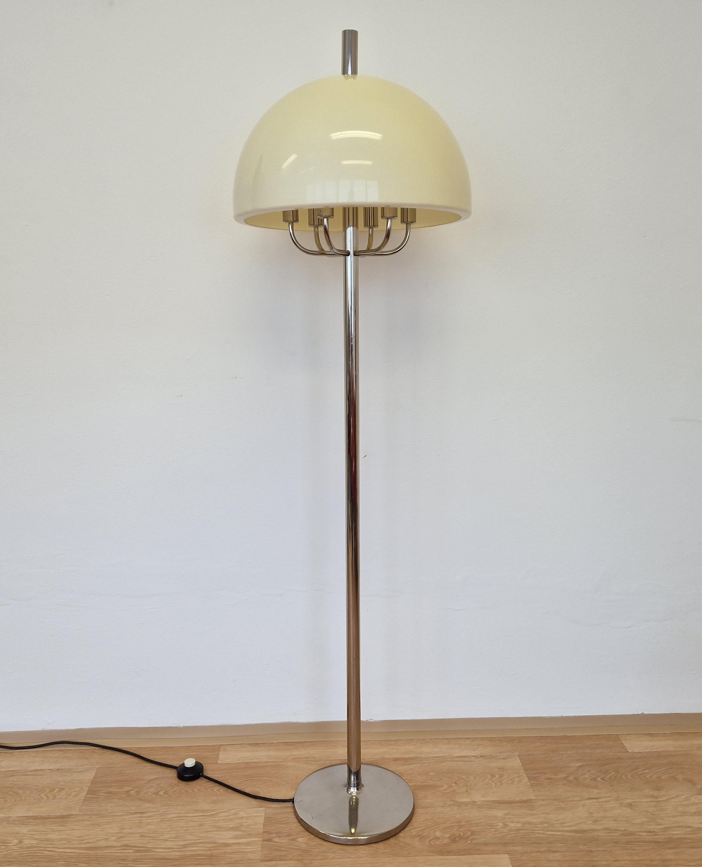 Midcentury Floor Rare Lamp Mushroom, Germany, 1970s In Good Condition For Sale In Praha, CZ