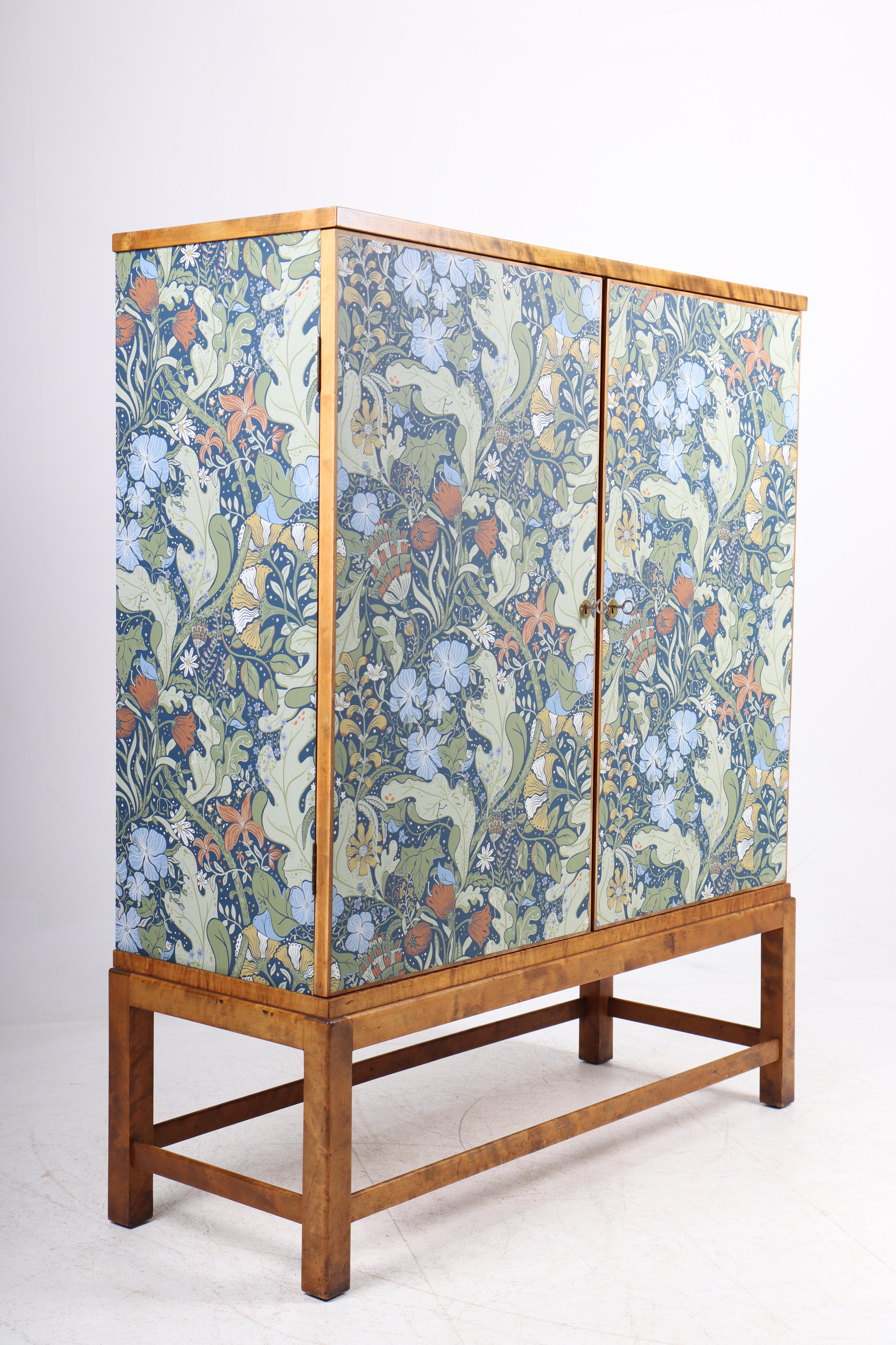 Midcentury Flora Cabinet, Swedish Design, 1940s 2