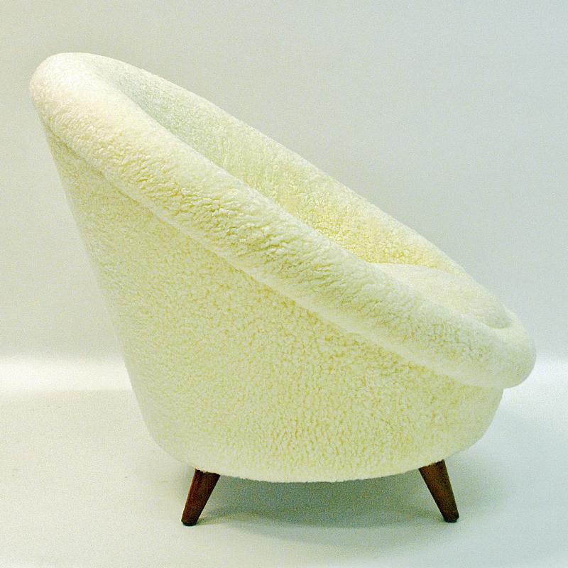 Mid-20th Century Midcentury Florida Easy chair in sheepskin from Vatne - Norway 1950s