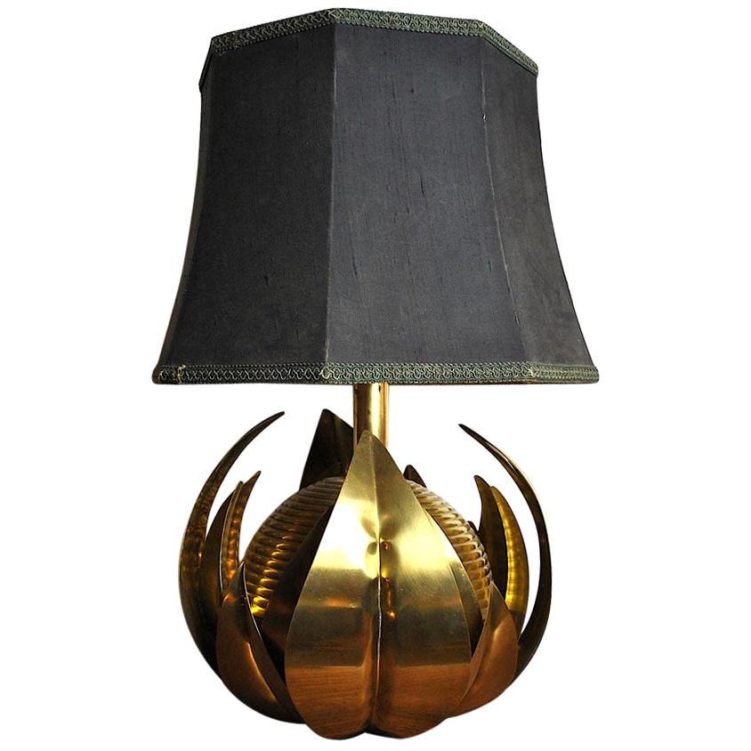 Midcentury Flower Table Lamp in the Style of Tommaso Barbi in Brass, 1960s For Sale