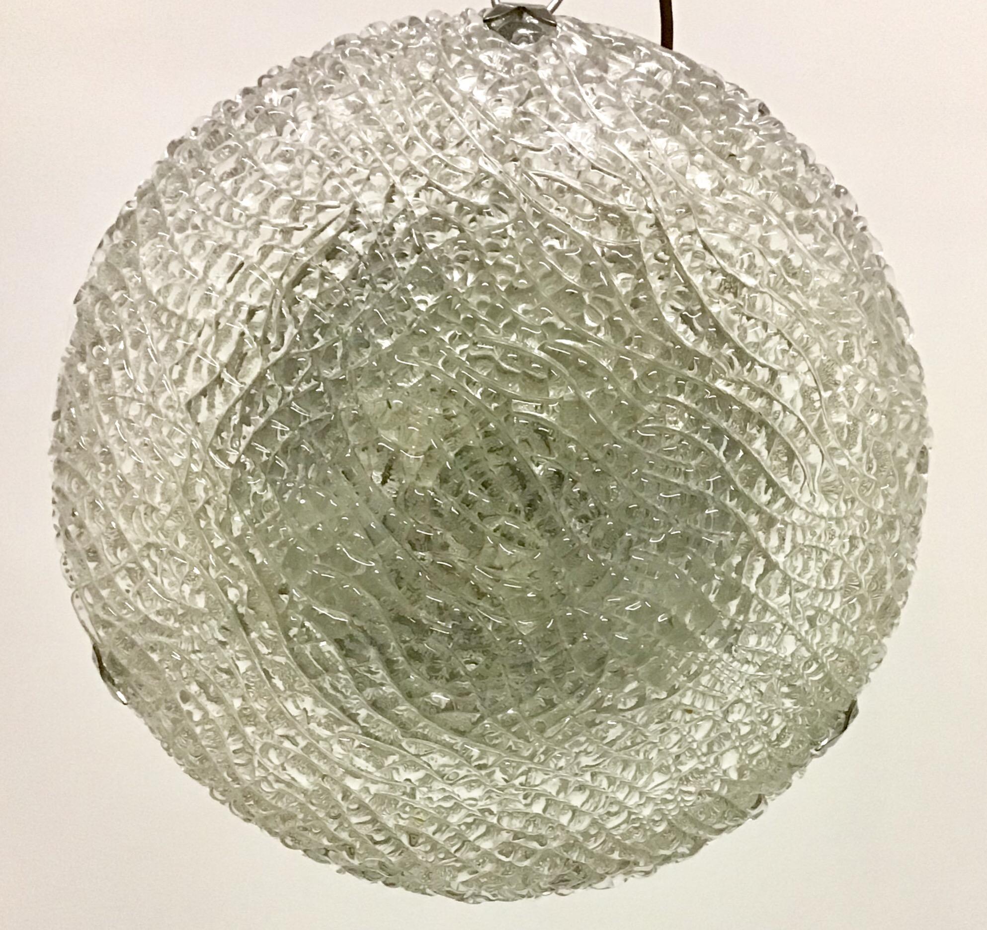 A mid - century ceiling light with thick textured bubble glass and nickeled brass.
Socket: Three e14 for Standards screw bulbs.
Excellent condition.