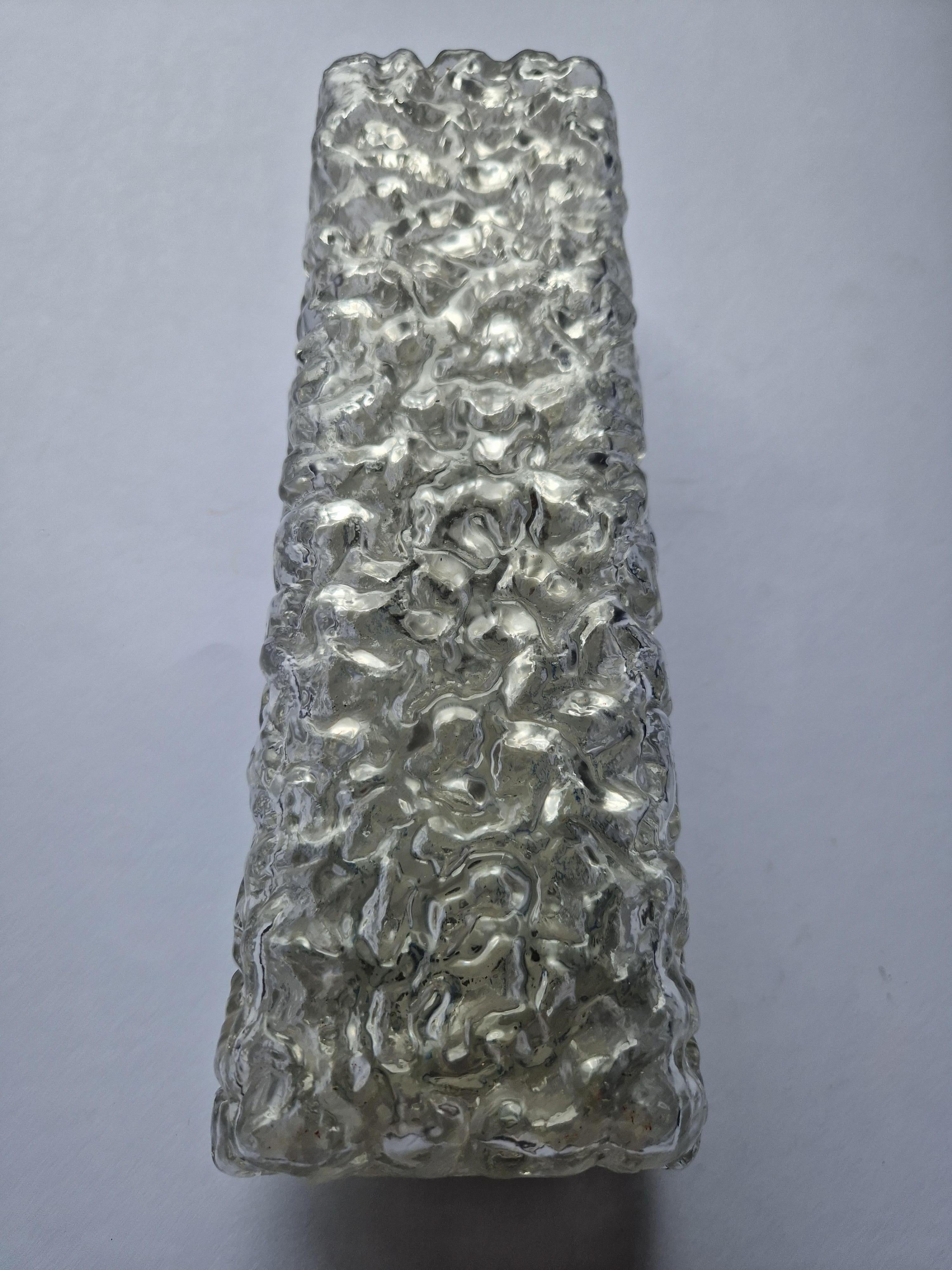Tedesco Lampada da incasso, da parete o da soffitto del Medioevo Limburg, Germania, anni '70 in vendita