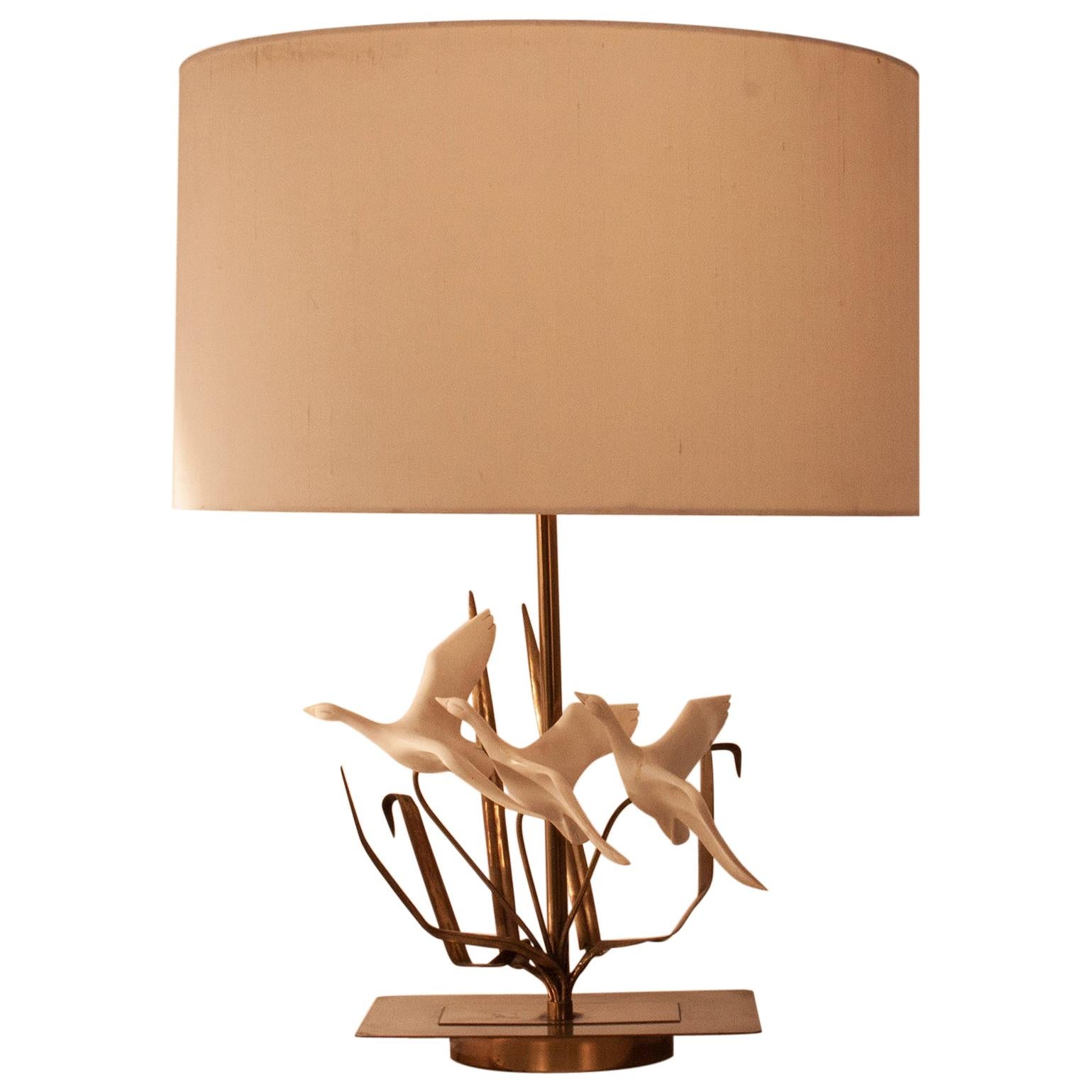 Midcentury Flying Birds Resin and Brass Table Lamp, French, 1970s