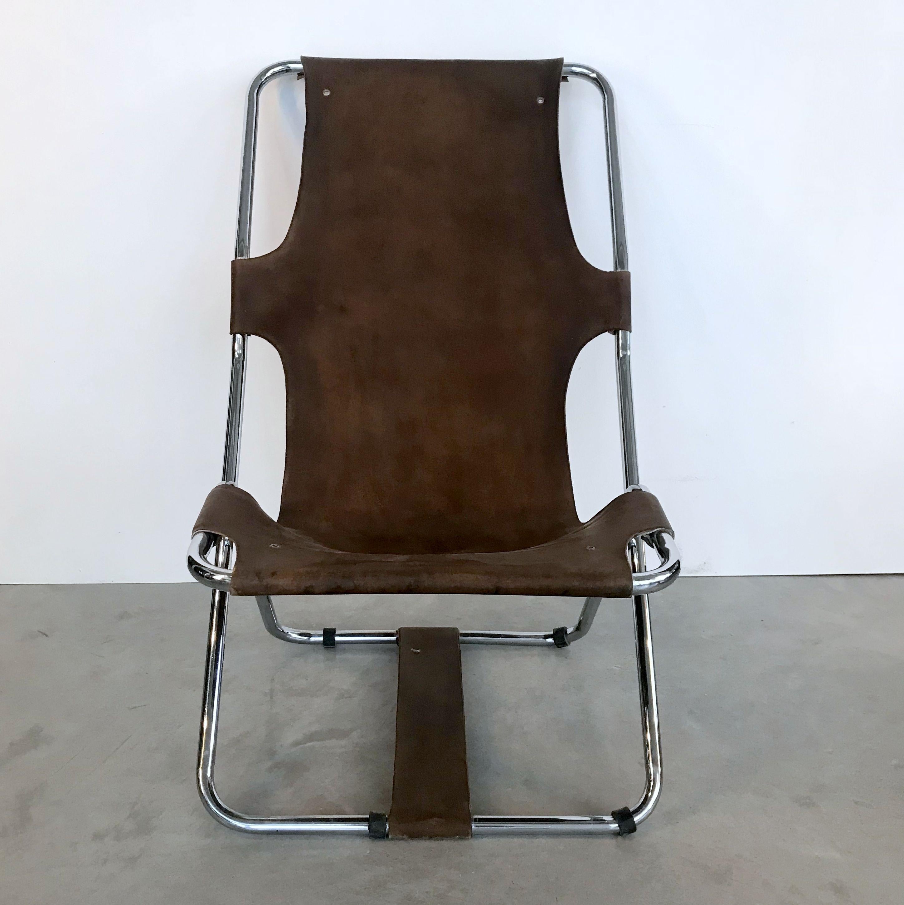 Mid-Century Modern Midcentury Folding Lounge Chair with Metal Frame and Leather For Sale