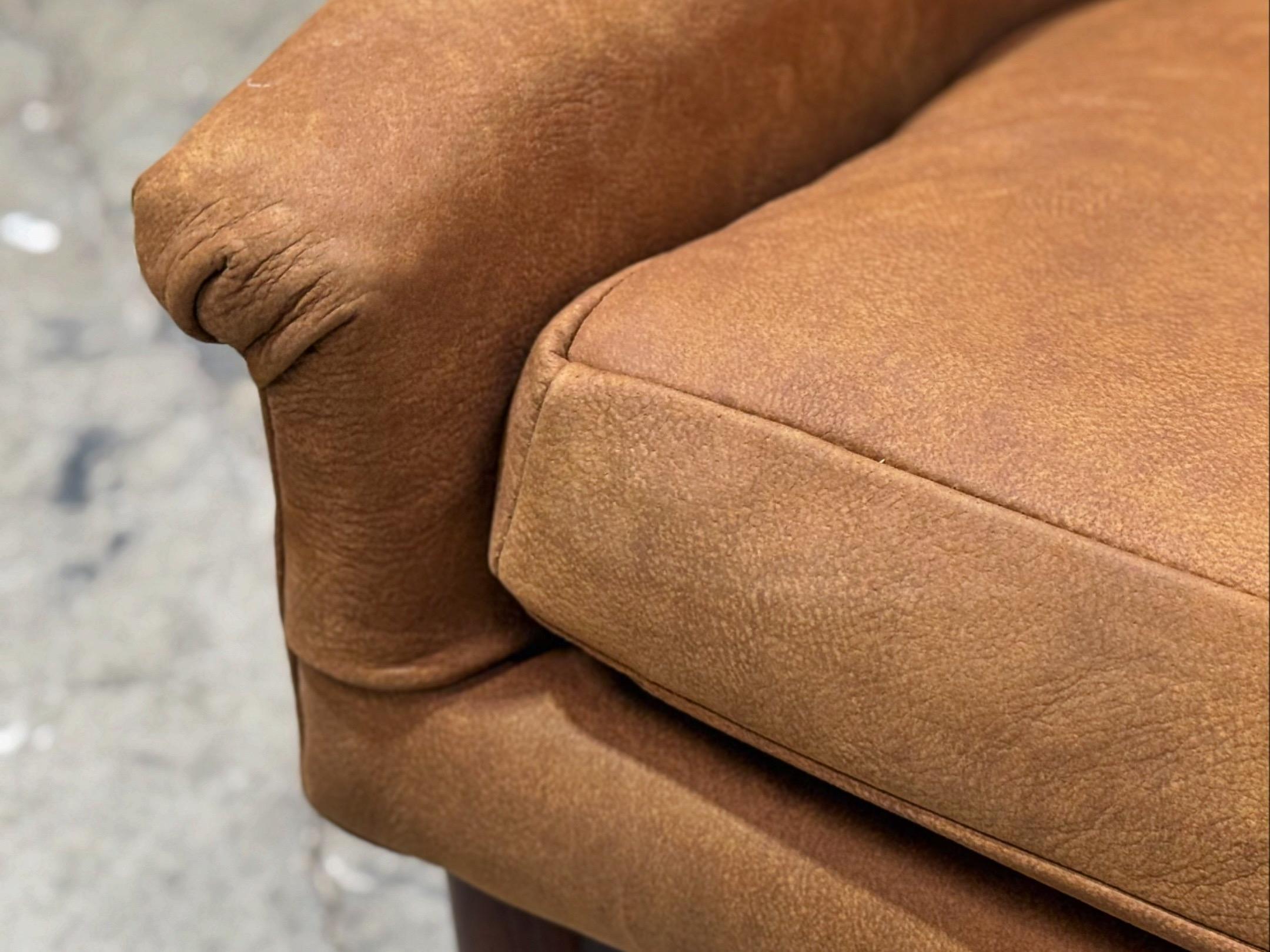 Folke Ohlsson Dux Leder-Loungesessel + Ottomane aus der Mitte des Jahrhunderts – Teakholz-Fassung hinten im Zustand „Gut“ im Angebot in Decatur, GA