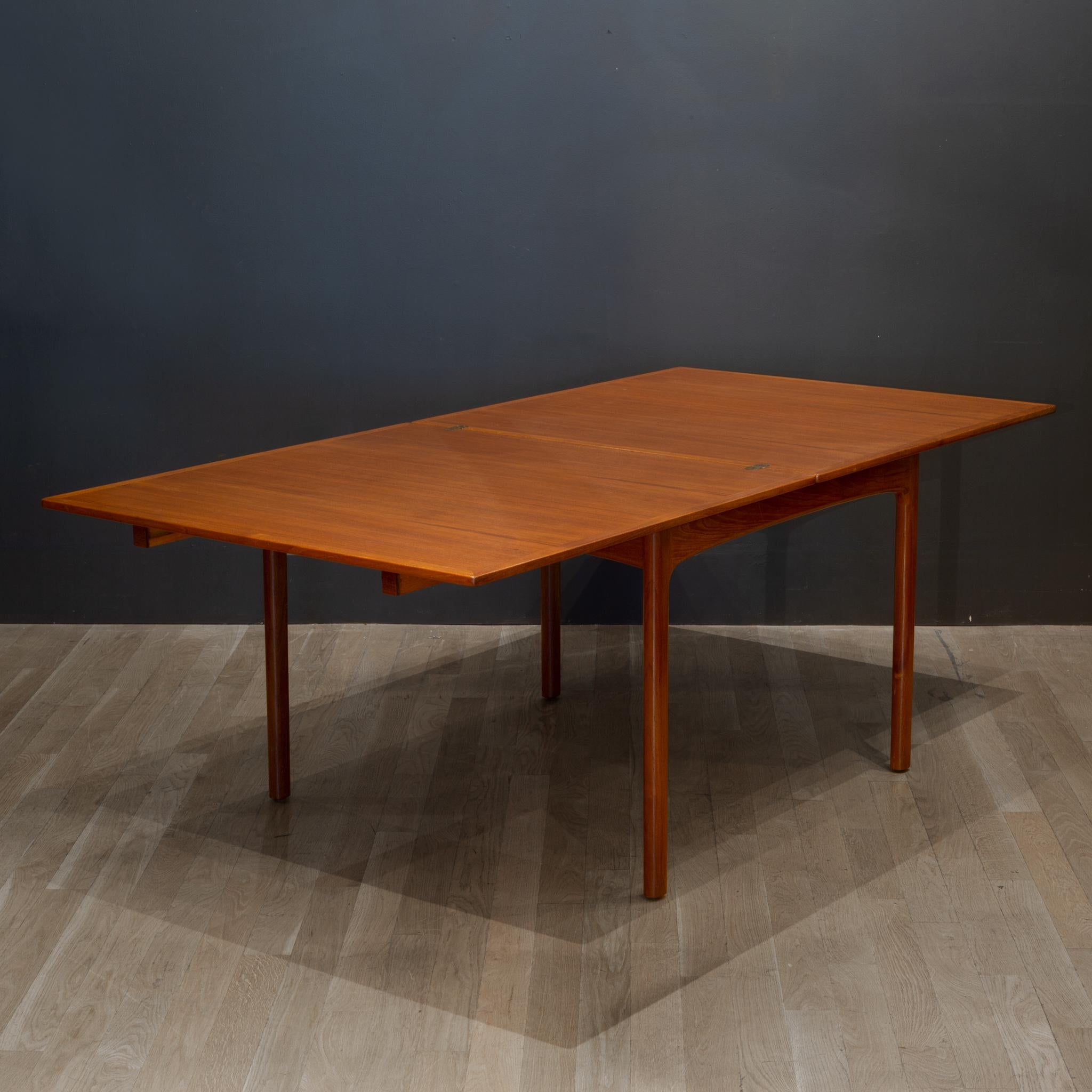 Swedish Midcentury Folke Olsen for DUX Flip Top Dining Table, circa 1960s