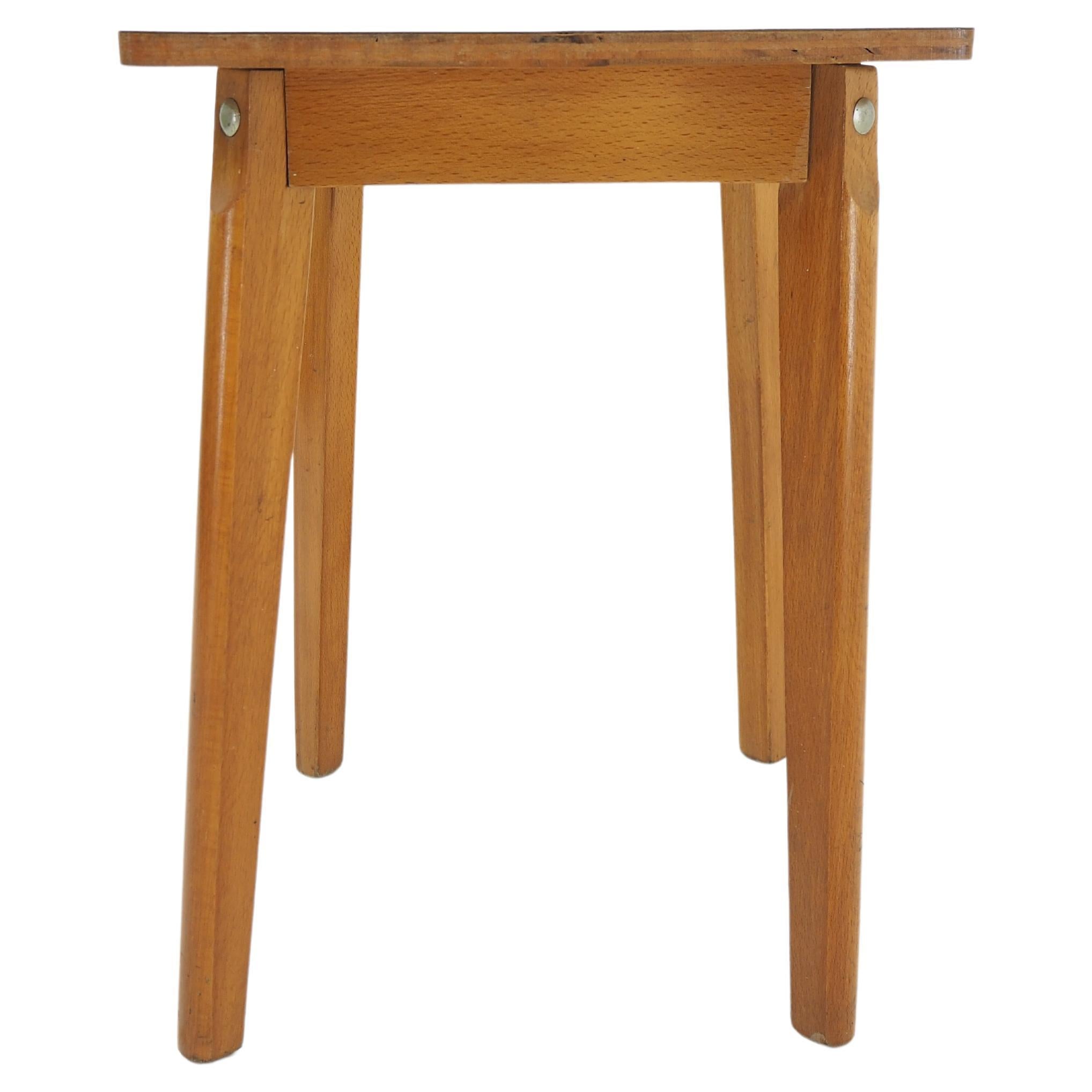 Tabouret de pied du milieu du siècle, Europe, années 1960